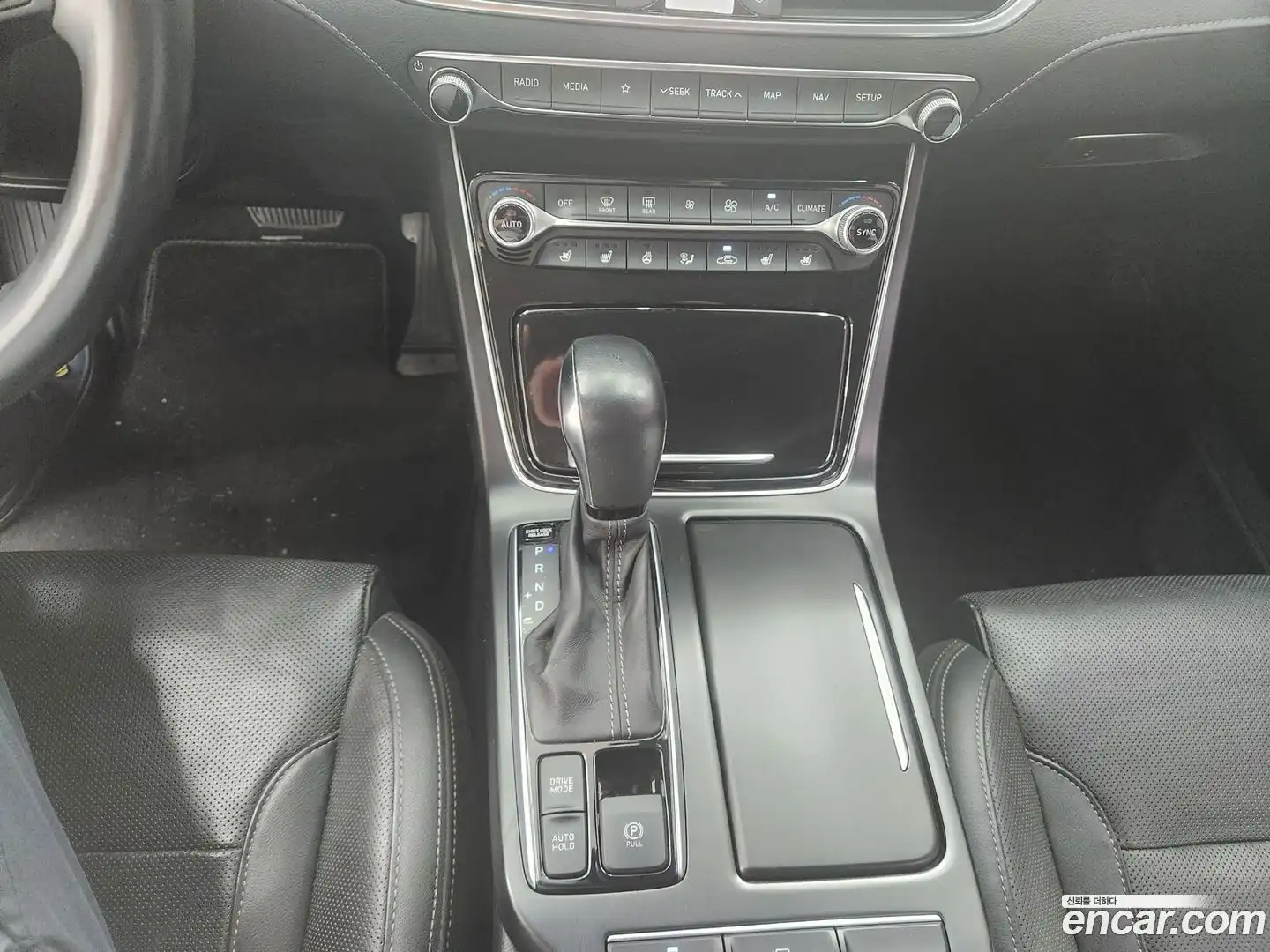 Grandeur Hyundai 2019.2-OPTION-016