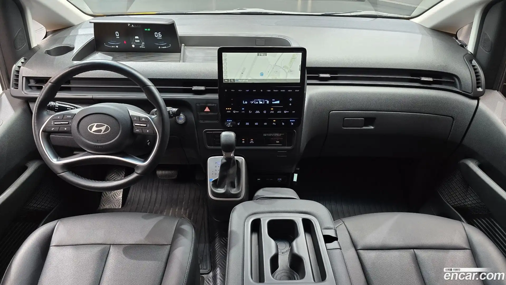 Staria Hyundai 2024.10-INNER-007