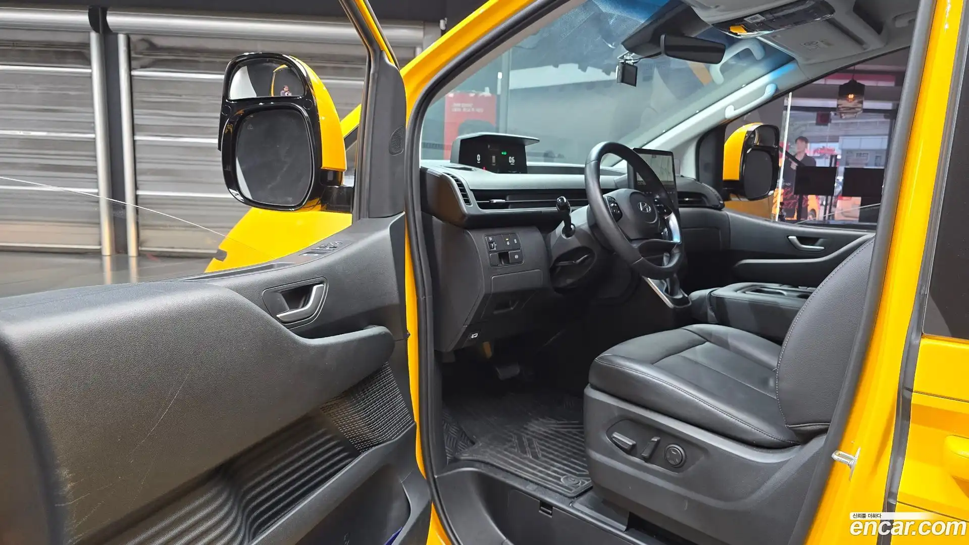 Staria Hyundai 2024.10-INNER-010
