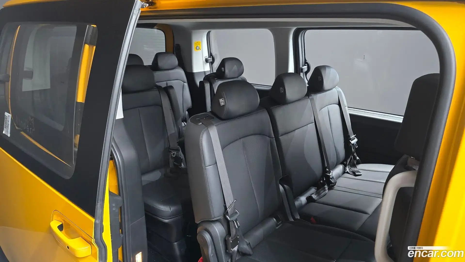 Staria Hyundai 2024.10-OPTION-015