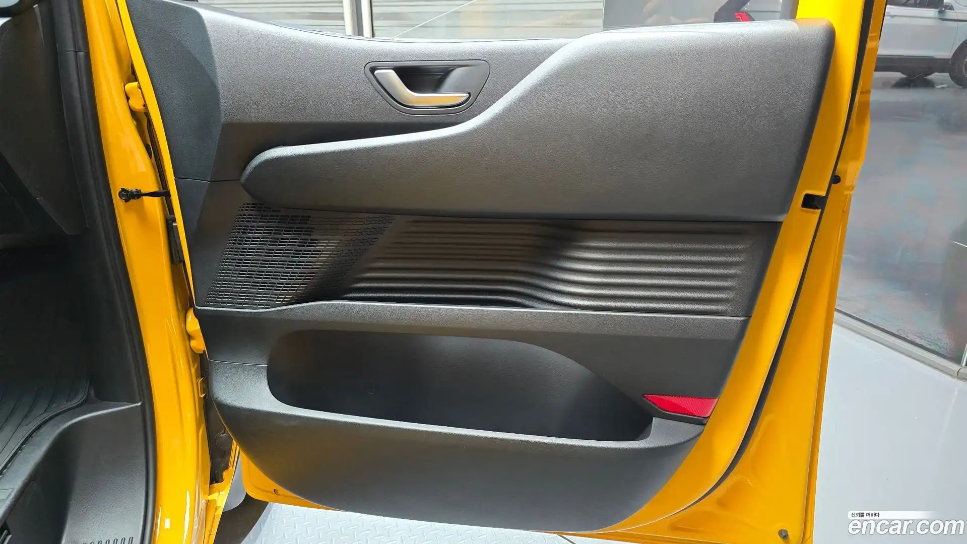 Staria Hyundai 2024.10-INNER-035