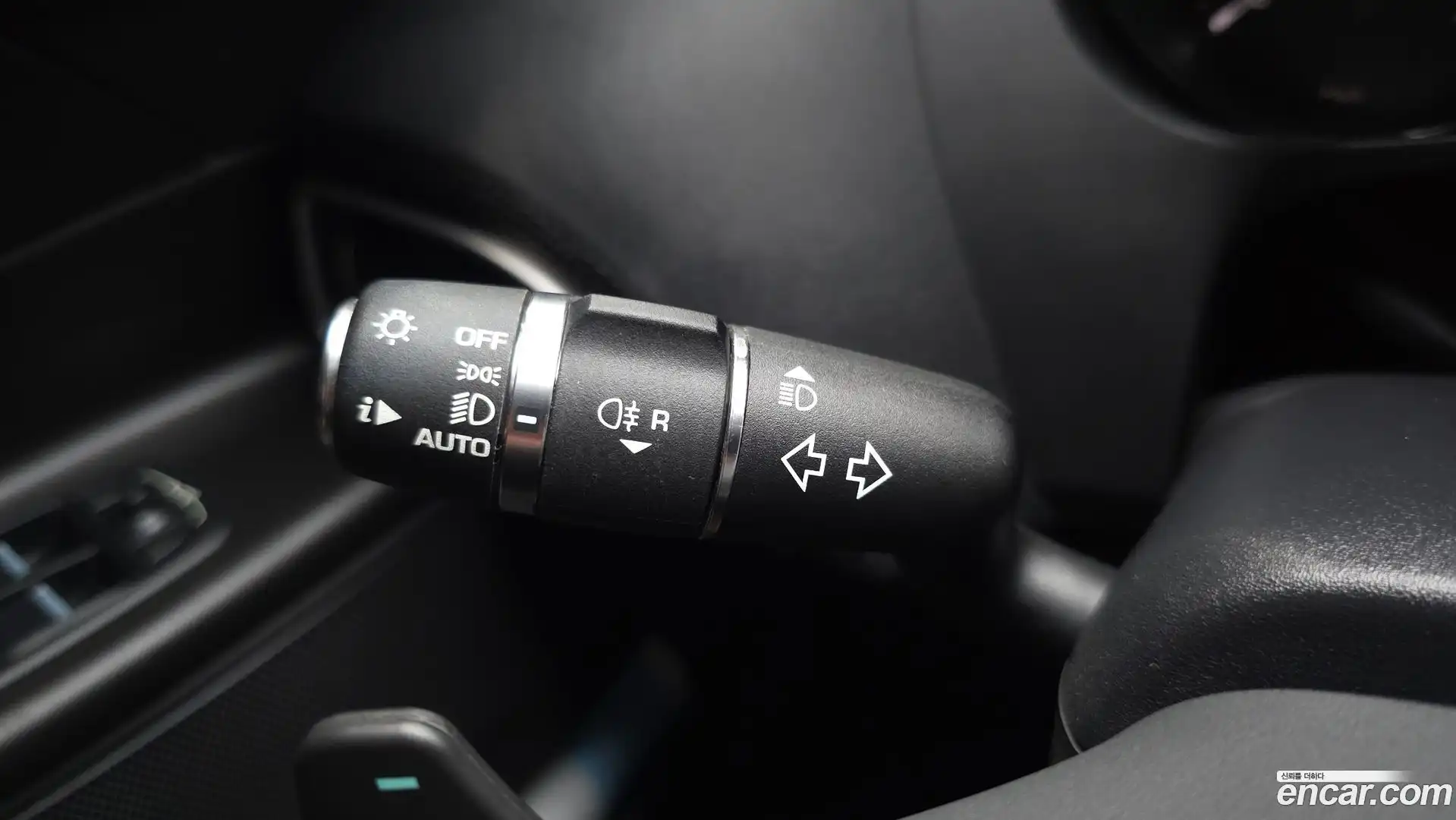 XE Jaguar 2017.9-OPTION-040