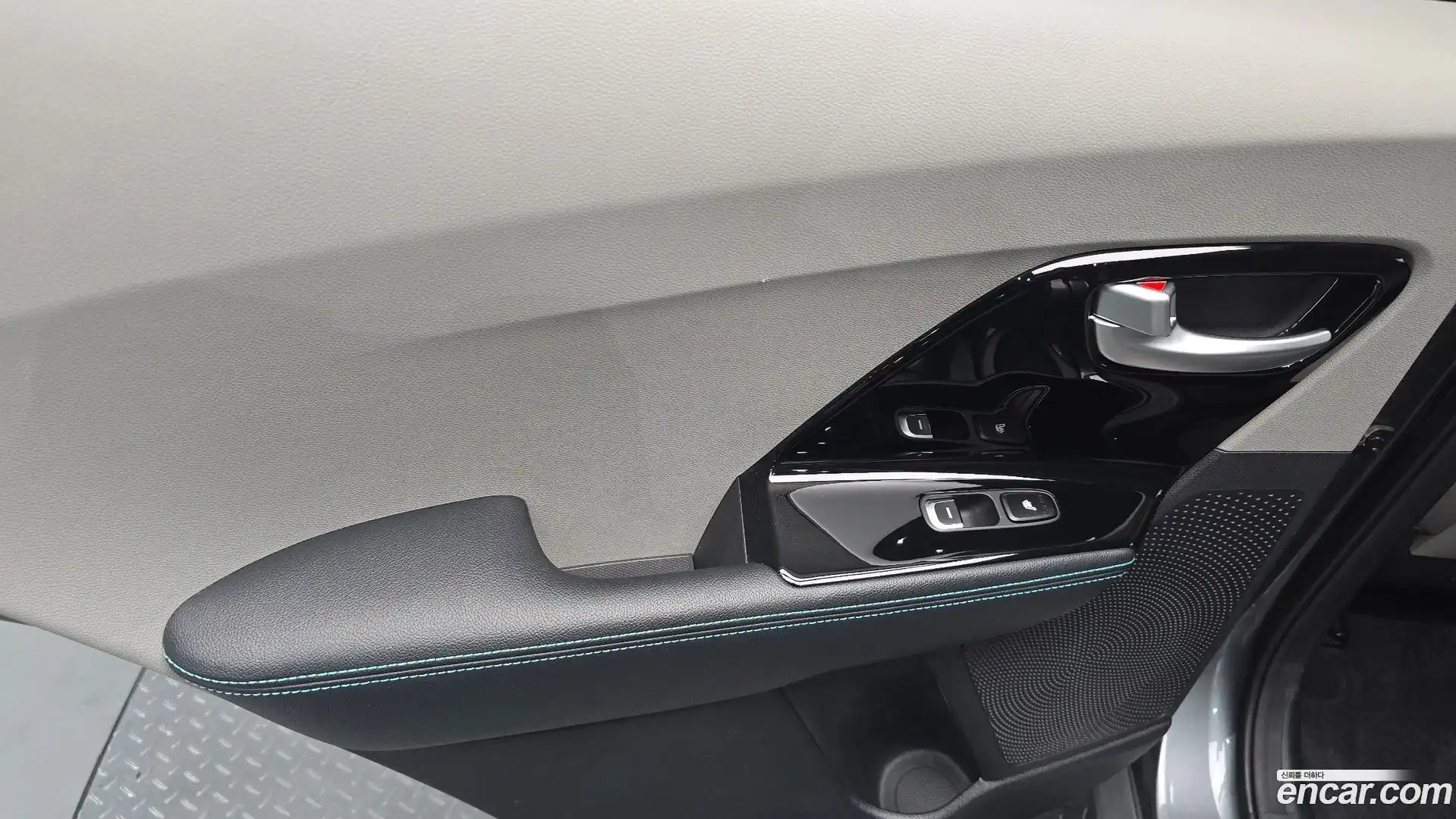 Niro Kia 2016.4-INNER-035