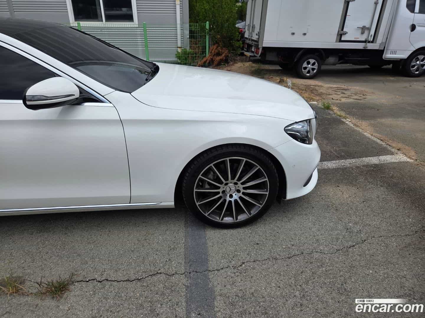 E-Class Mercedes-Benz 2017.0-OUTER-004