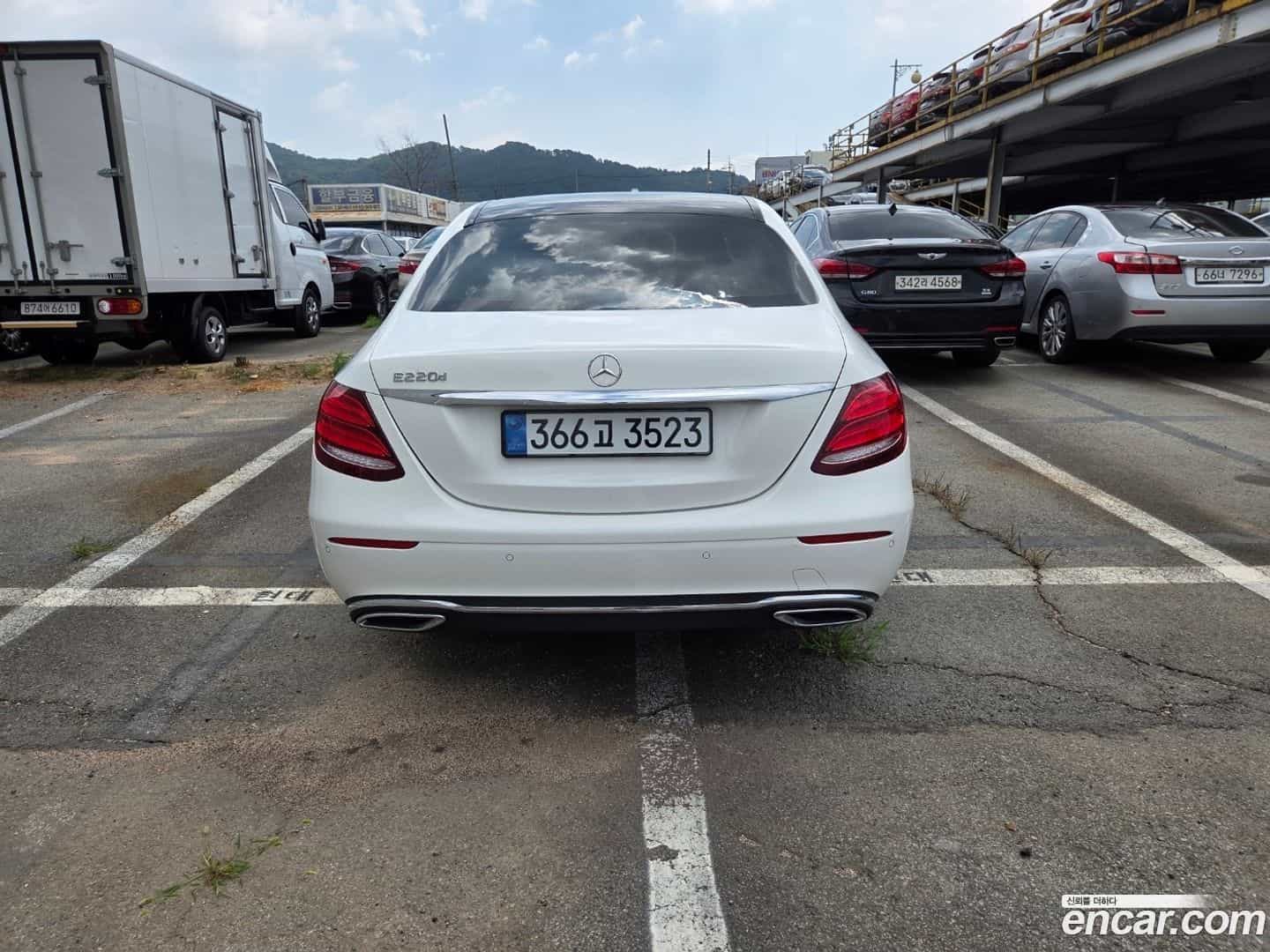 E-Class Mercedes-Benz 2017.0-INNER-010