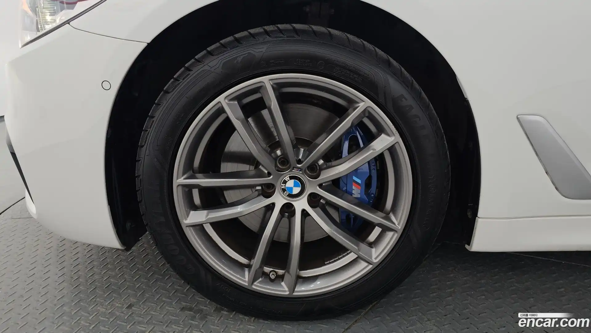5-Series BMW 2018.0-OUTER-005