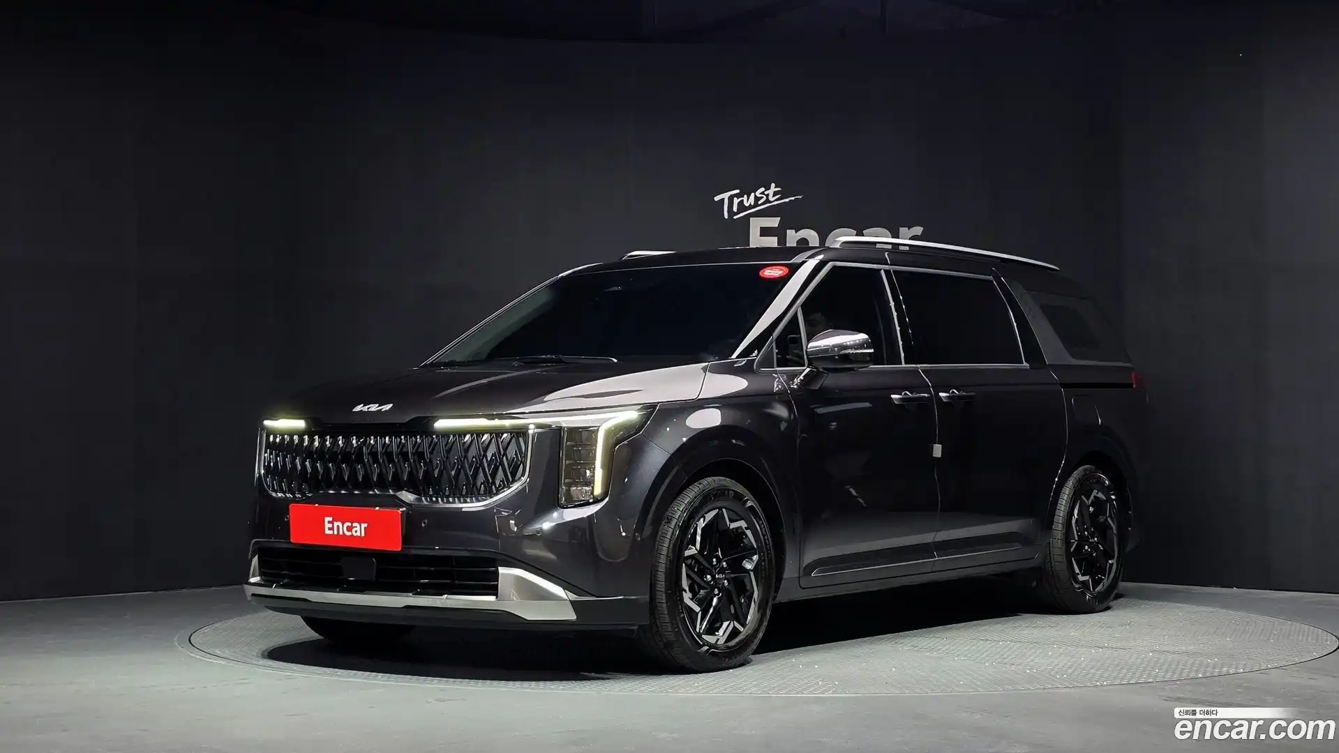 Canival Kia 2023.11-OUTER-001
