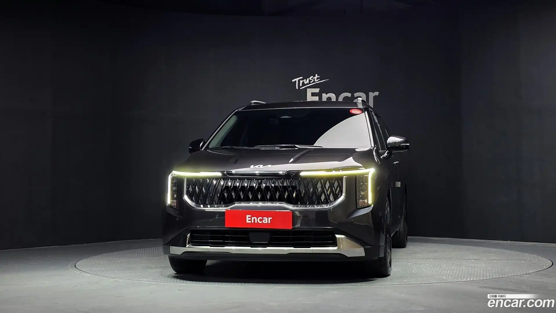 Canival Kia 2023.11-OUTER-003