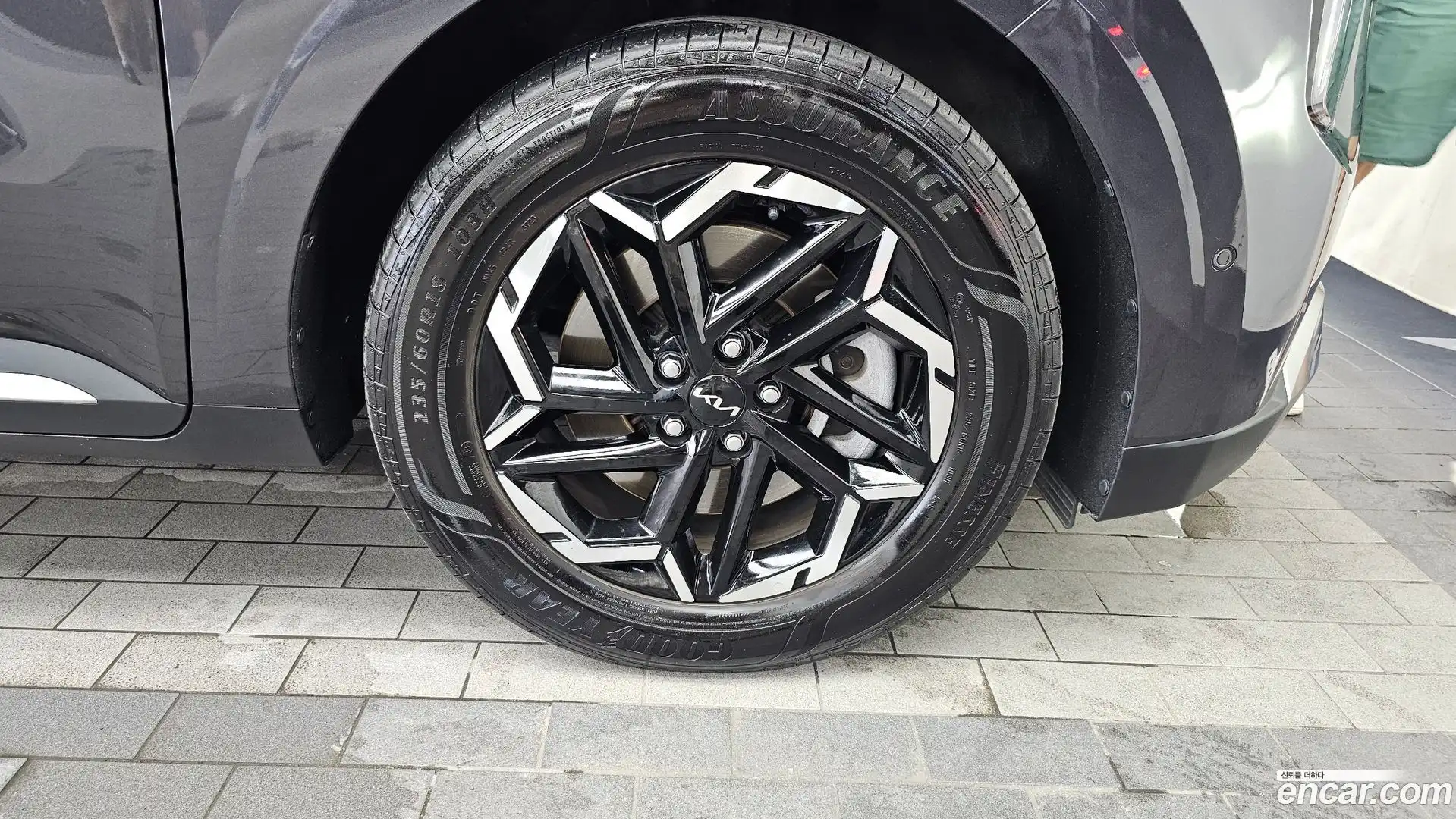Canival Kia 2023.11-OUTER-005