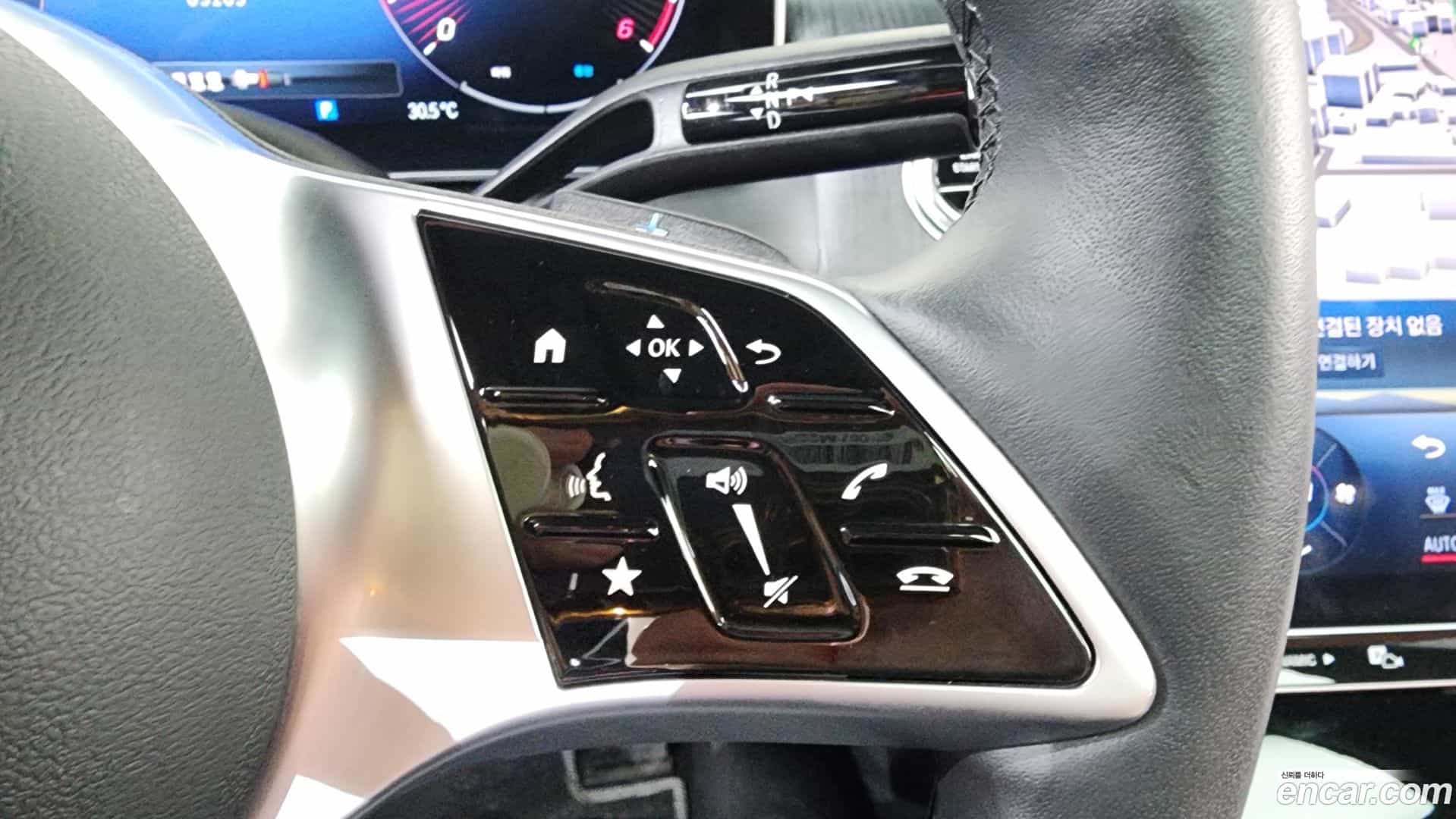 GLC-Class Mercedes-Benz 2023.6-OPTION-021