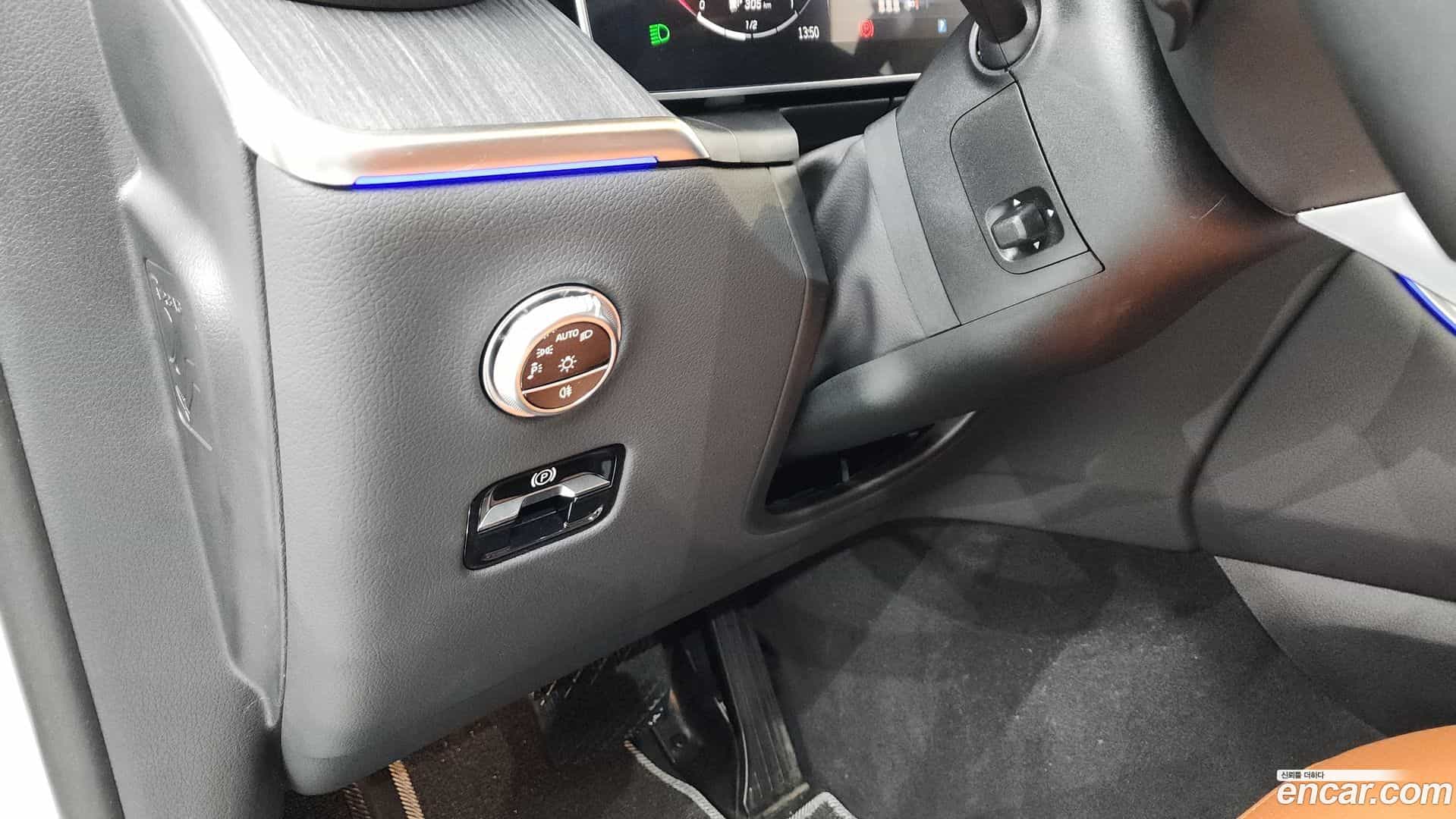 GLC-Class Mercedes-Benz 2023.6-OPTION-050