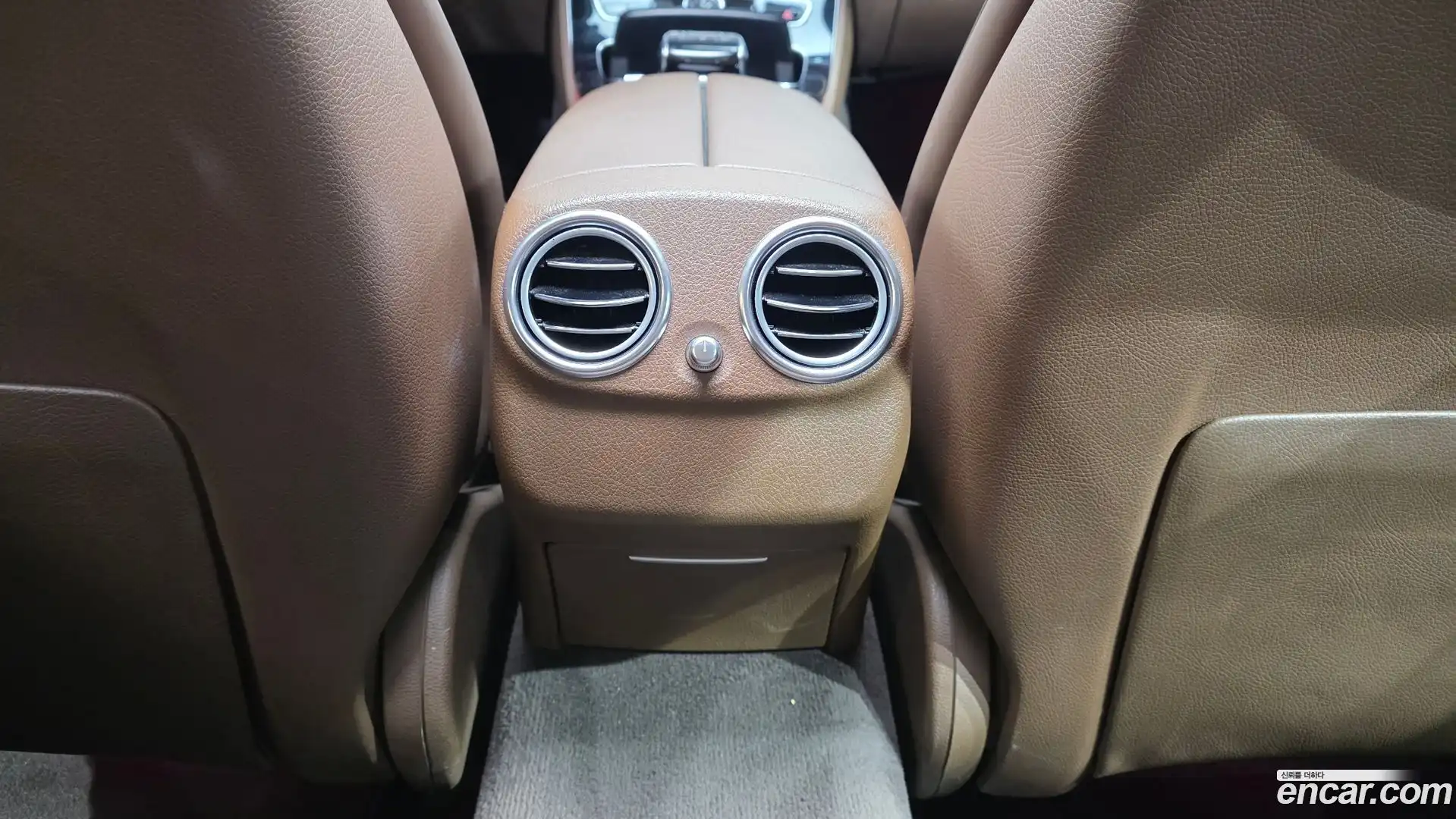 E-Class Mercedes-Benz 2017.7-OPTION-043