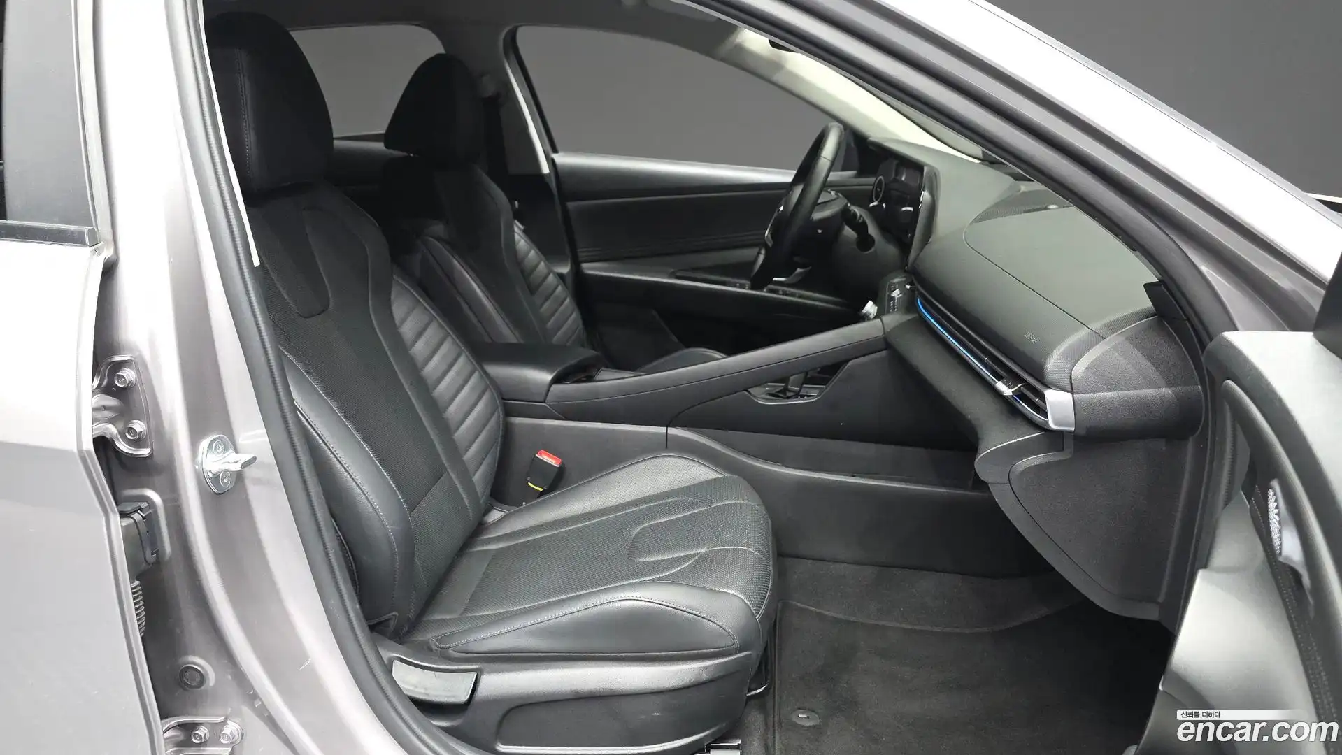 AVANTE Hyundai 2020.8-OPTION-015