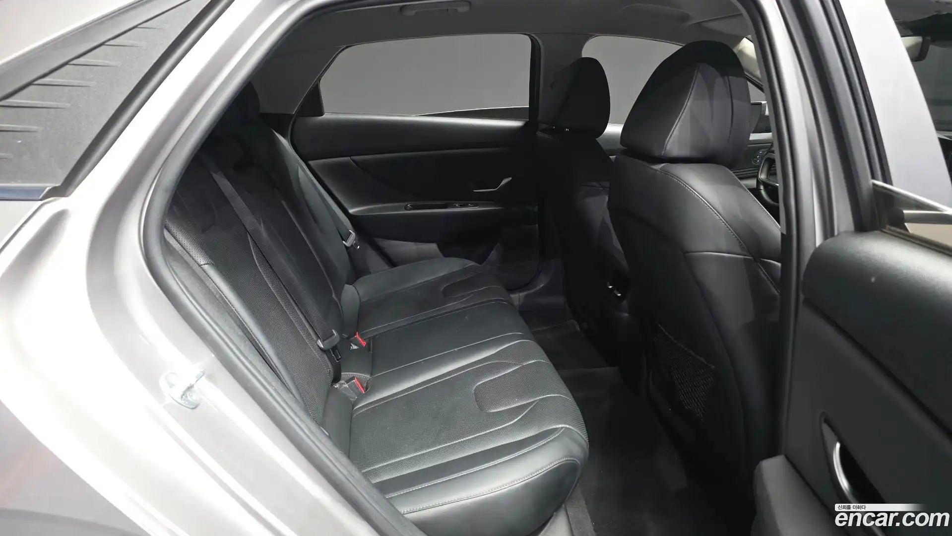 AVANTE Hyundai 2020.8-OPTION-016