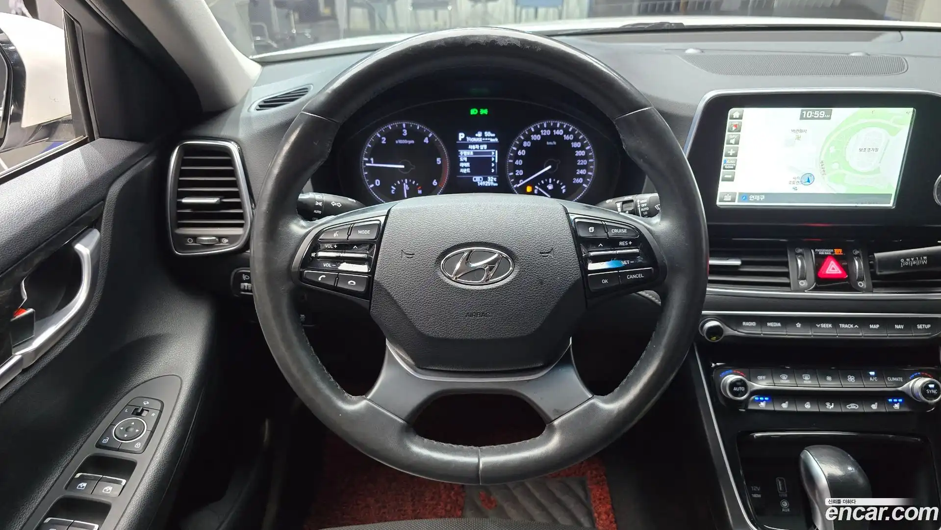 Grandeur Hyundai 2017.0-OPTION-017