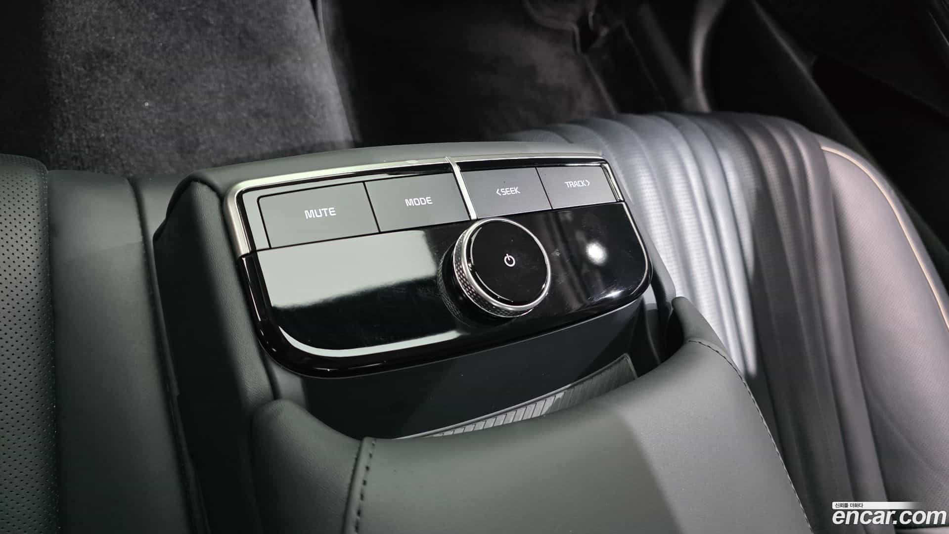 K8 Kia 2025.2-OPTION-021