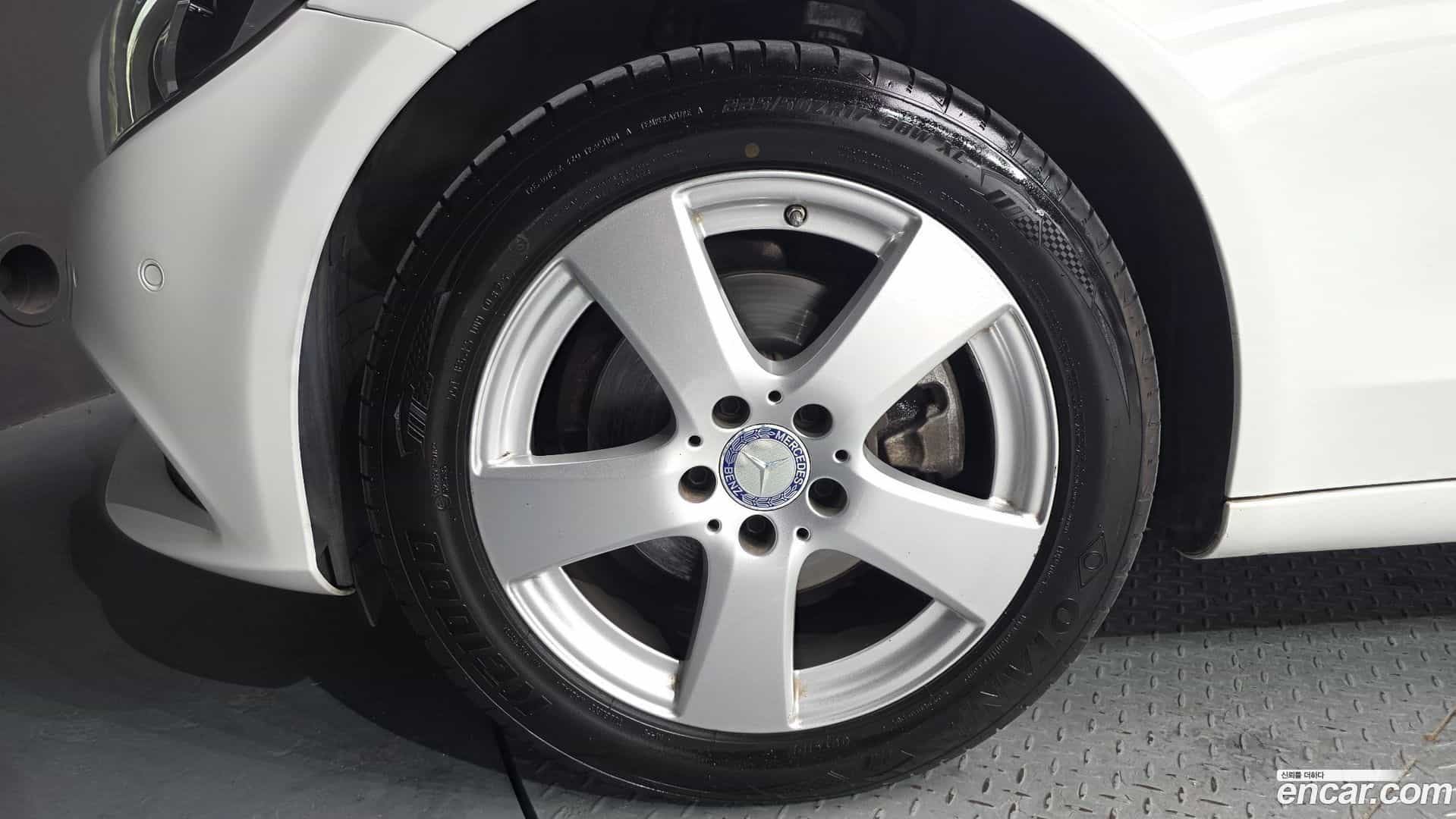 C-Class Mercedes-Benz 2016.10-OUTER-005