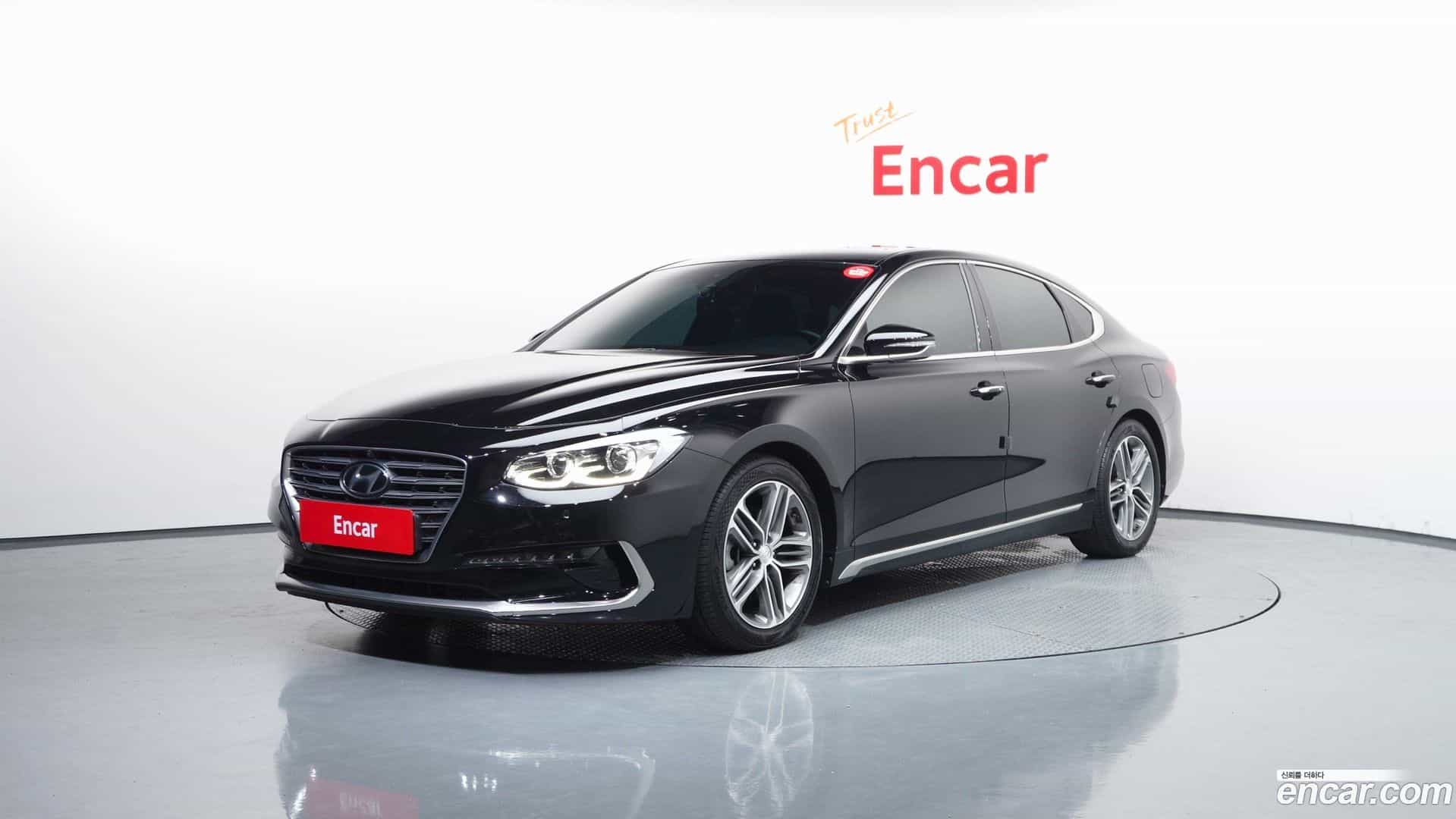 Grandeur Hyundai 2018.8-OUTER-001