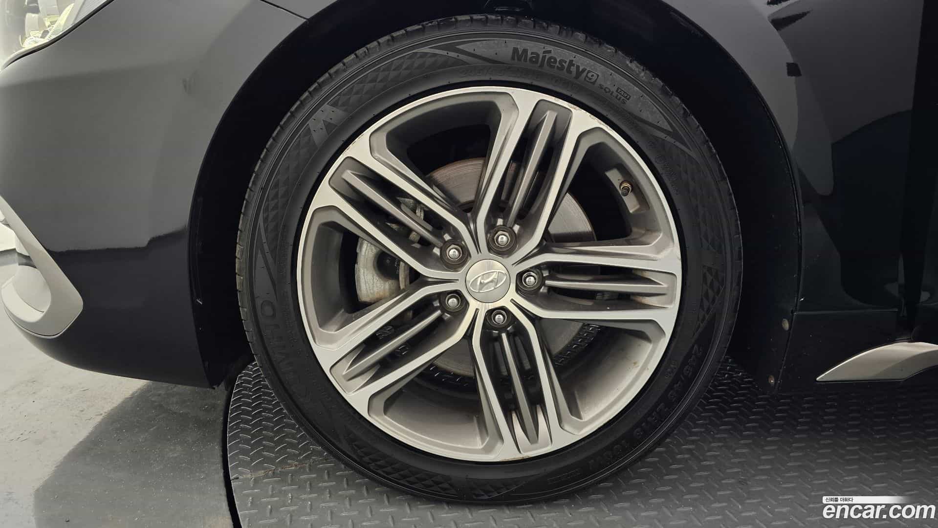 Grandeur Hyundai 2018.8-OUTER-005