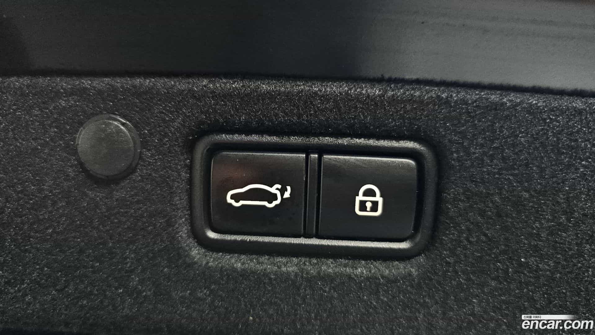 Grandeur Hyundai 2018.8-OPTION-019