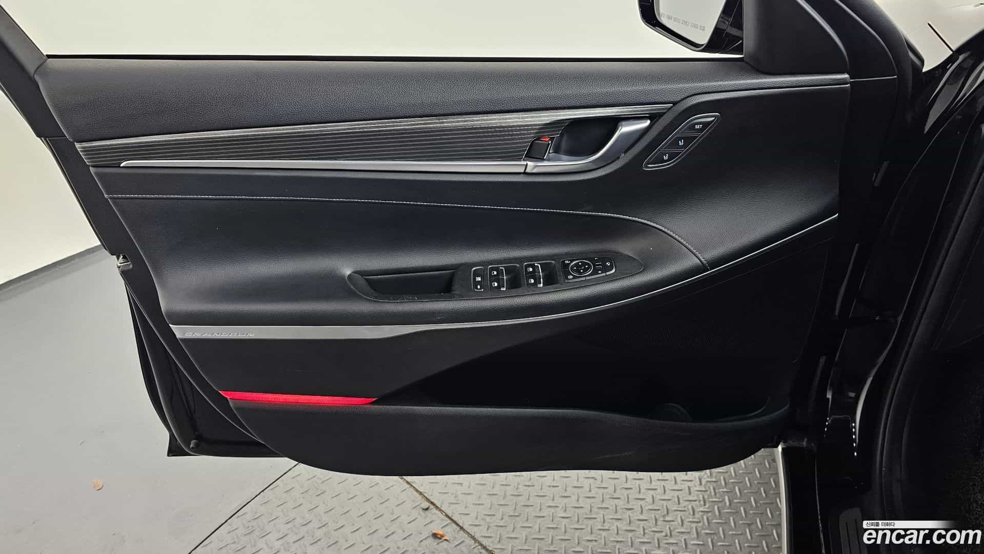 Grandeur Hyundai 2018.8-INNER-034