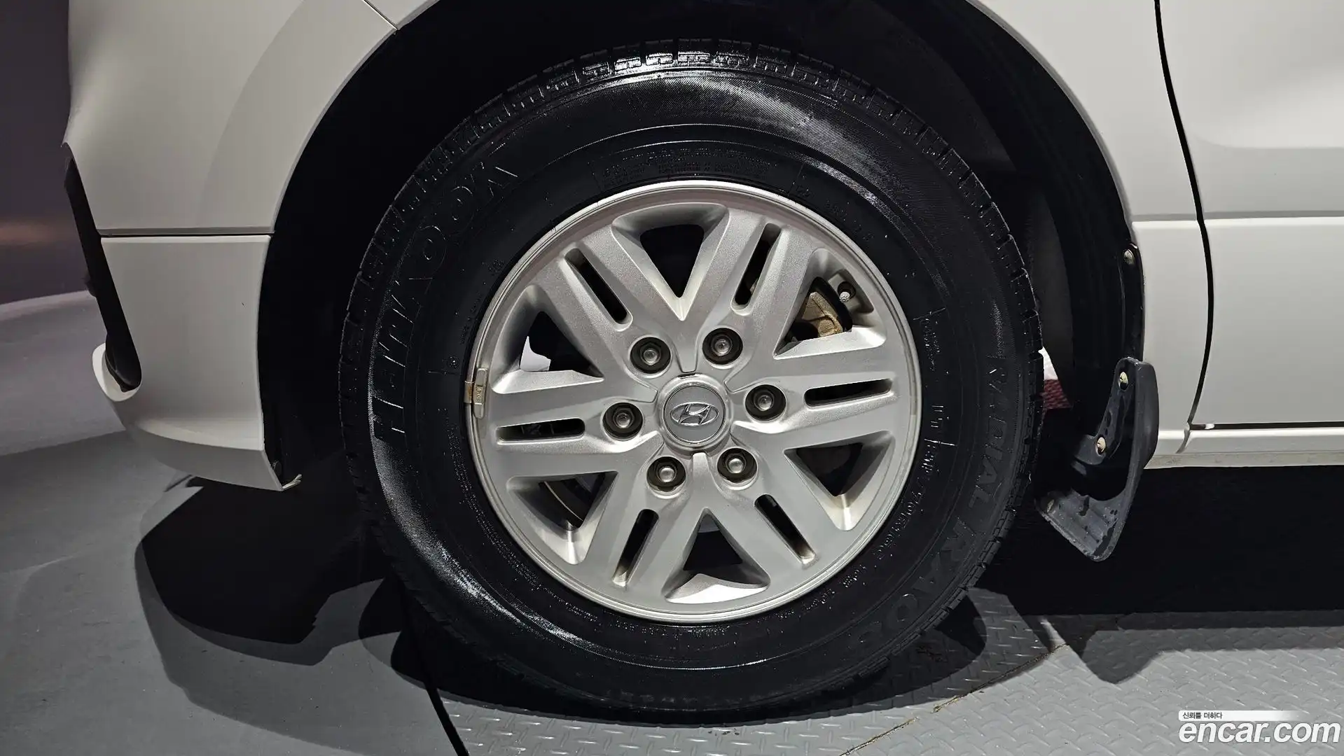 Starex Hyundai 2019.5-OUTER-005