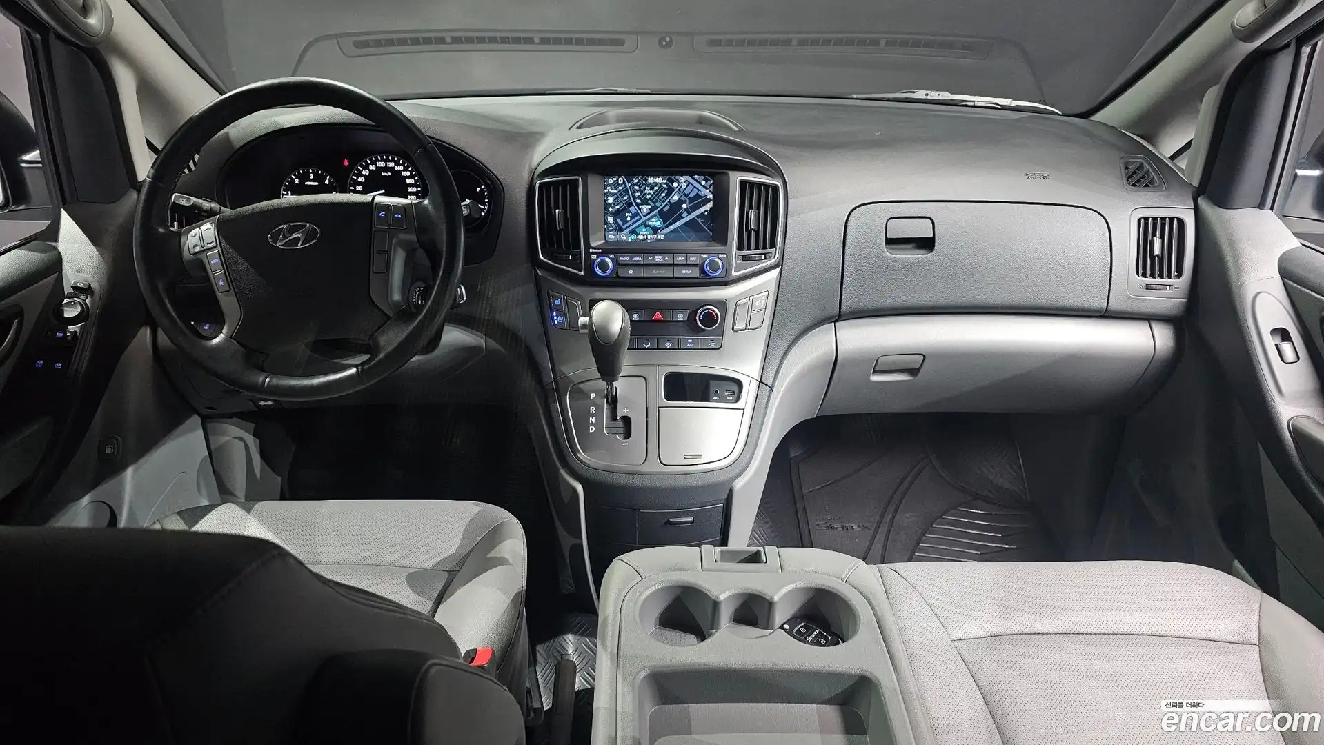 Starex Hyundai 2019.5-INNER-007