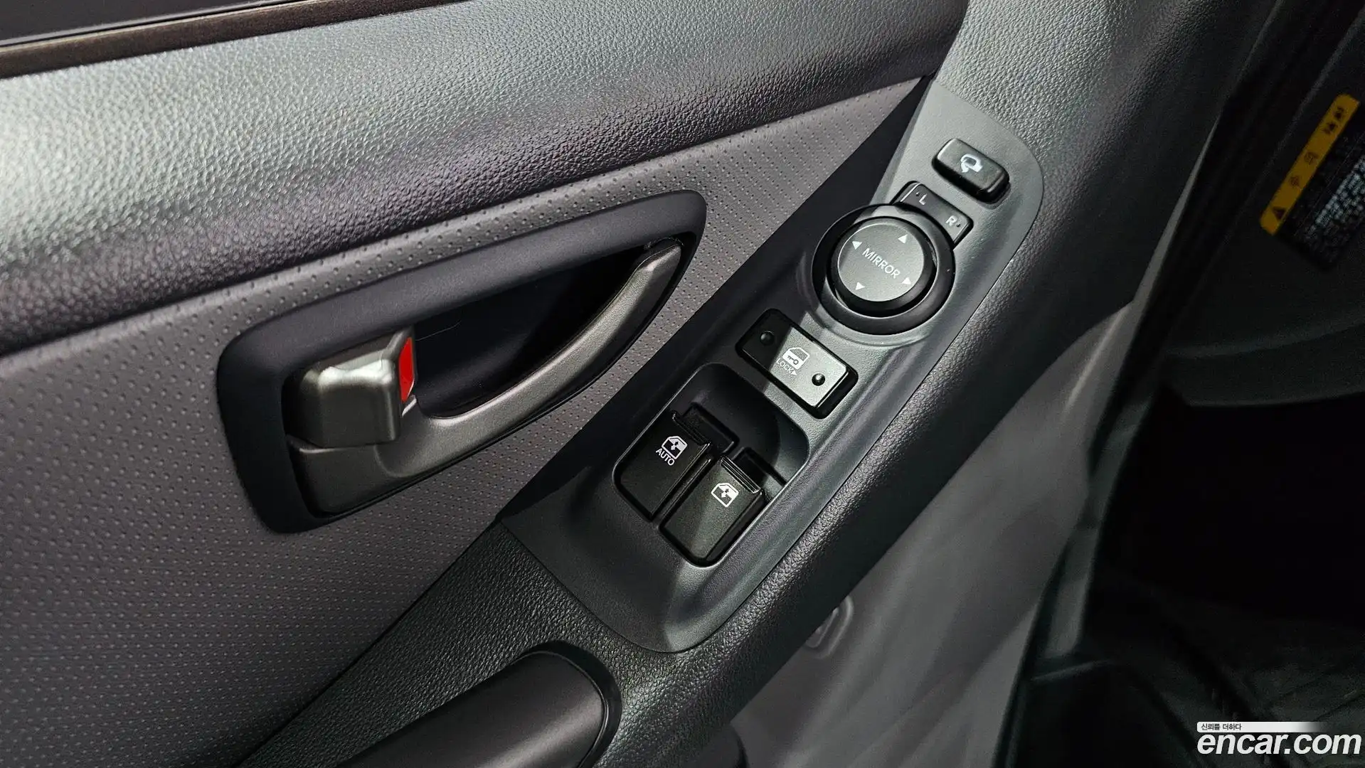 Starex Hyundai 2019.5-OPTION-042