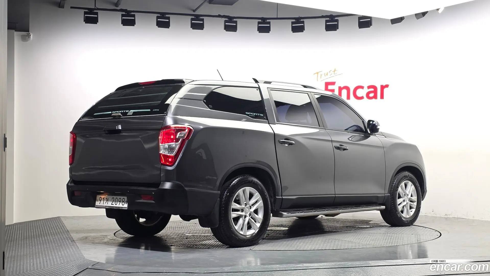 Main__Slider__Photo:Rexton KG Mobility 2019.3-1