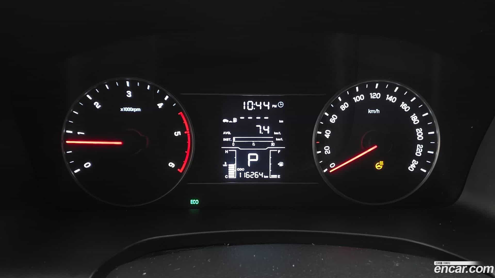 Rexton KG Mobility 2019.3-INNER-008