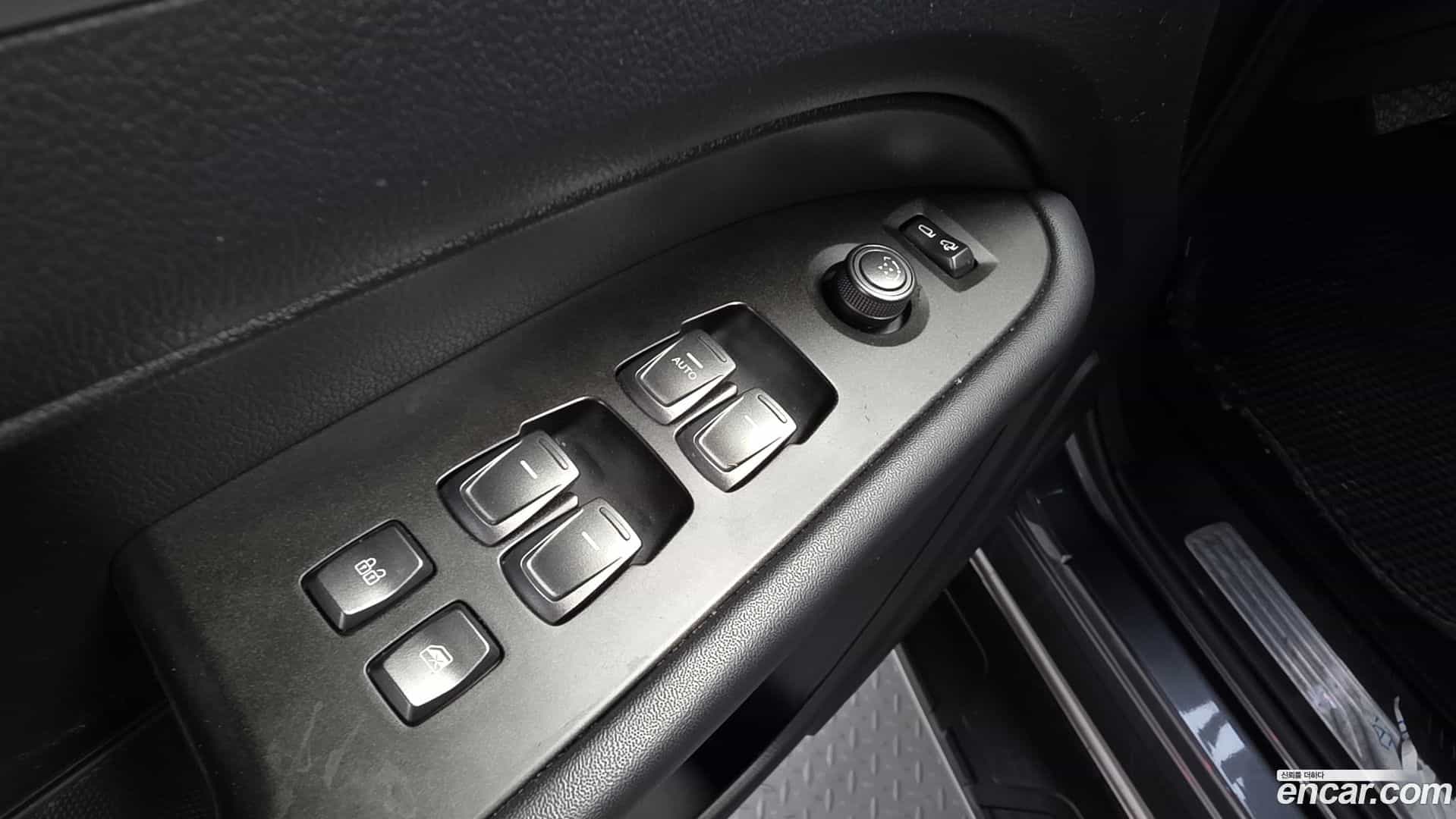 Rexton KG Mobility 2019.3-OPTION-023
