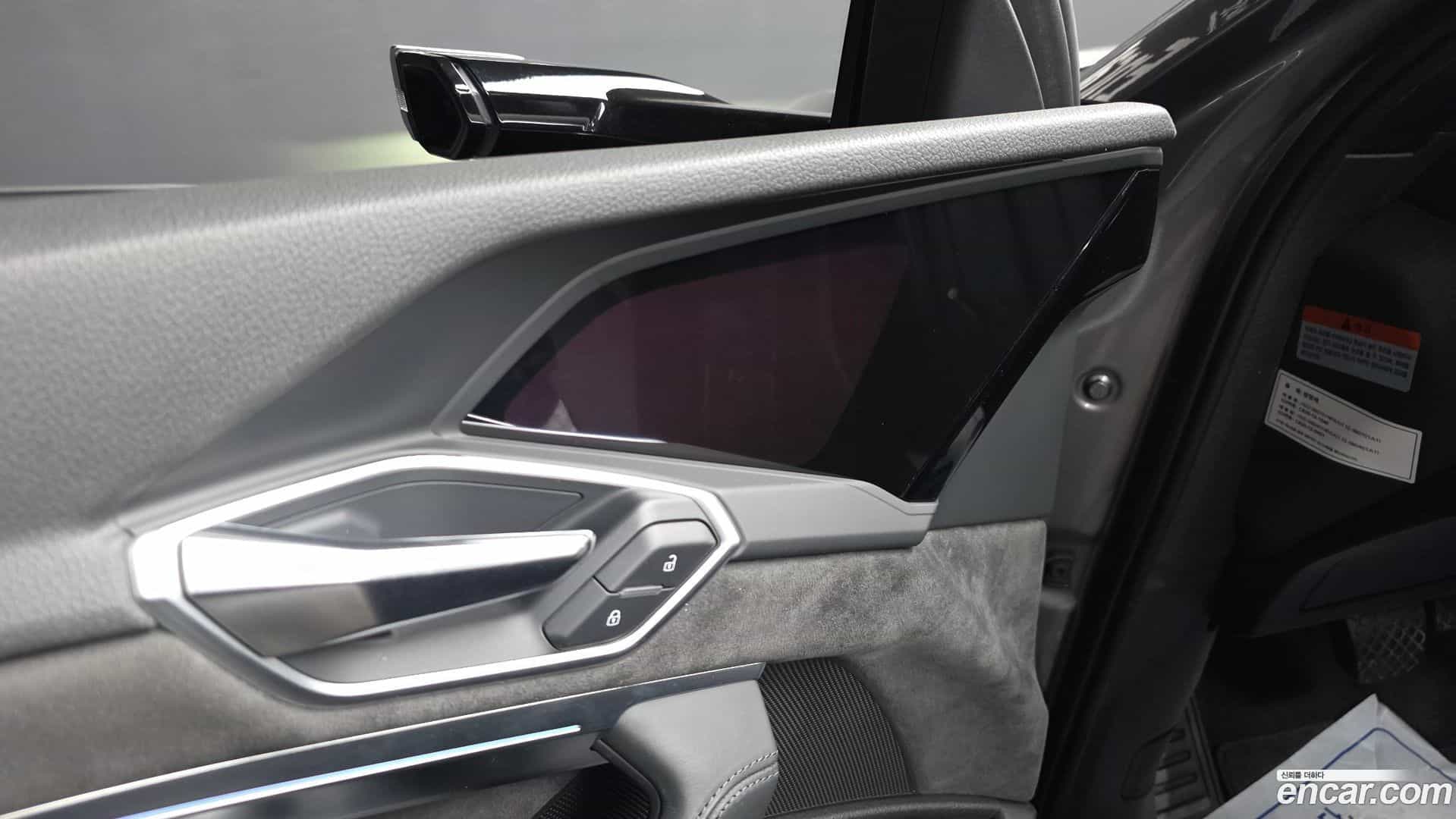 e-tron Audi 2020.6-OPTION-044