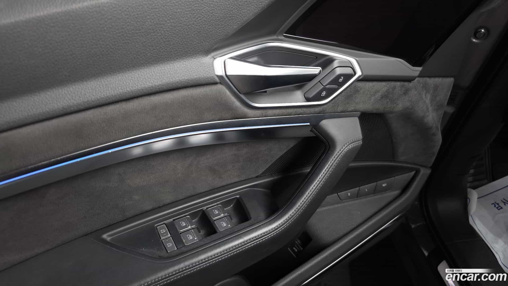 e-tron Audi 2020.6-OPTION-045