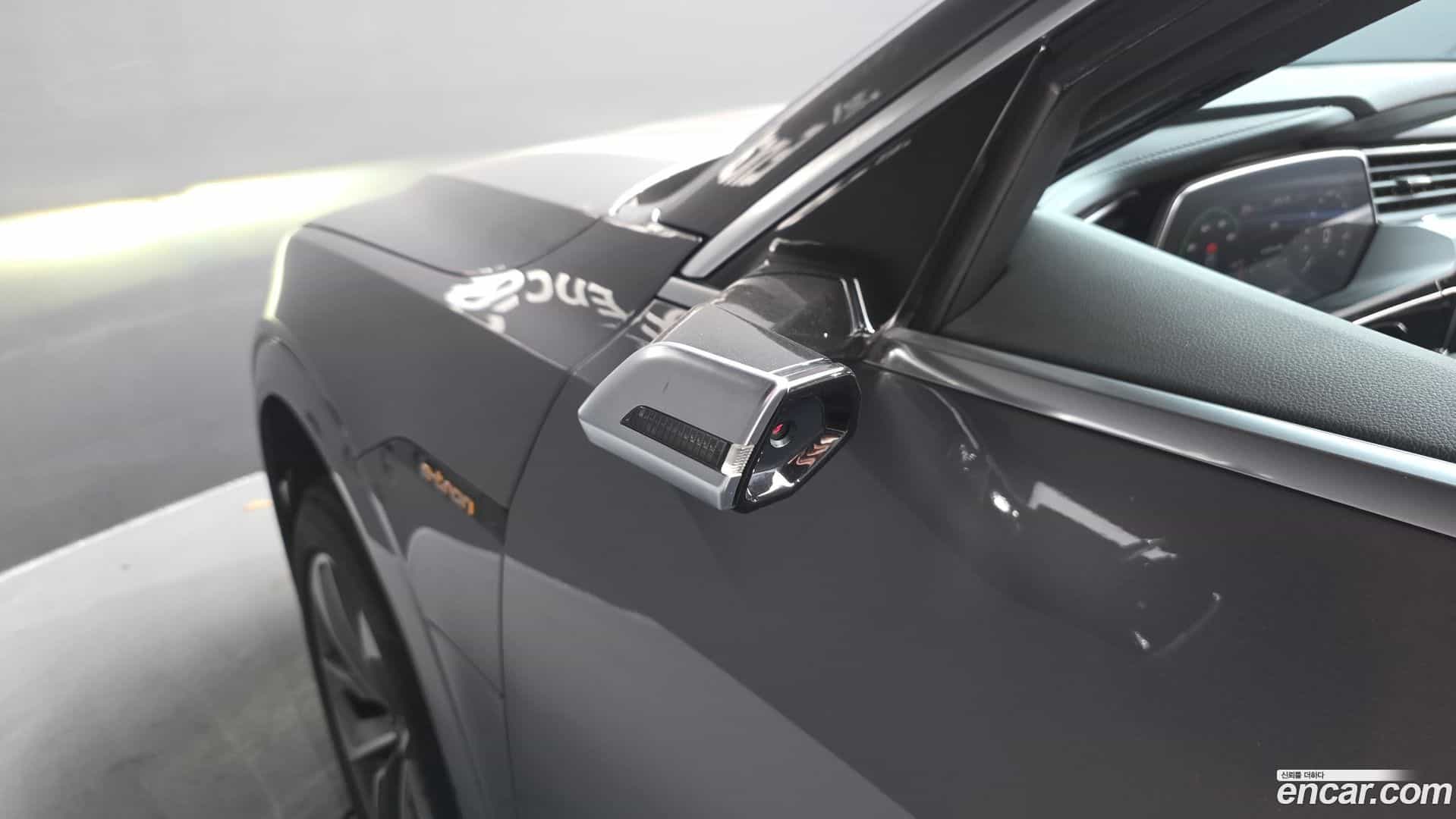 e-tron Audi 2020.6-OPTION-049