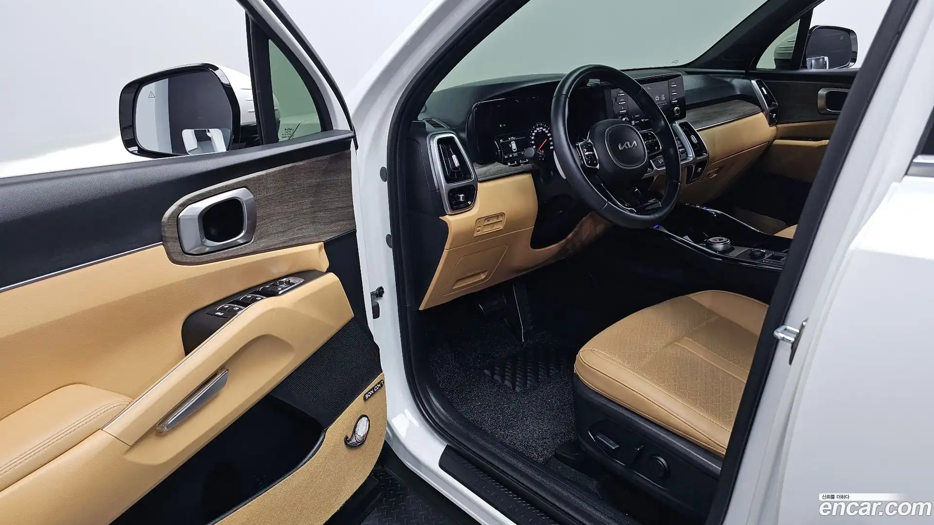 Sorento Kia 2022.2-INNER-010