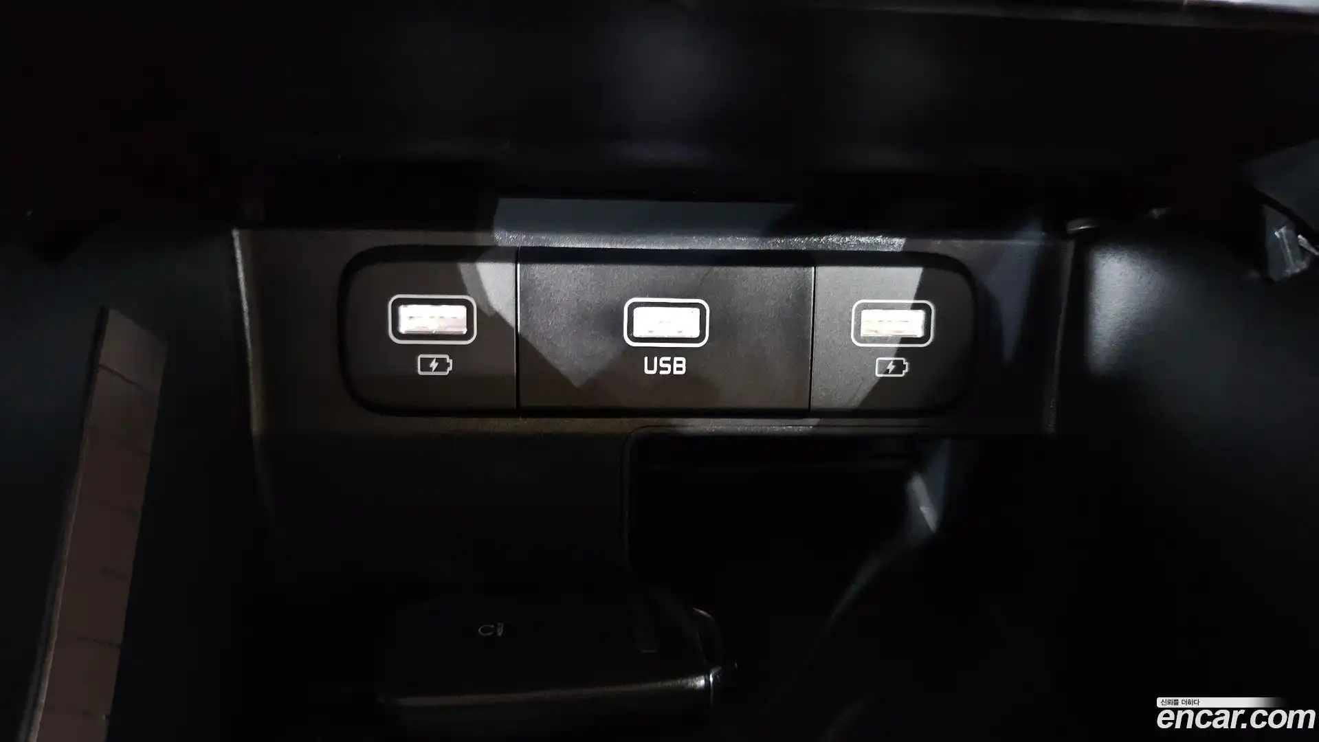 Sorento Kia 2022.2-OPTION-041