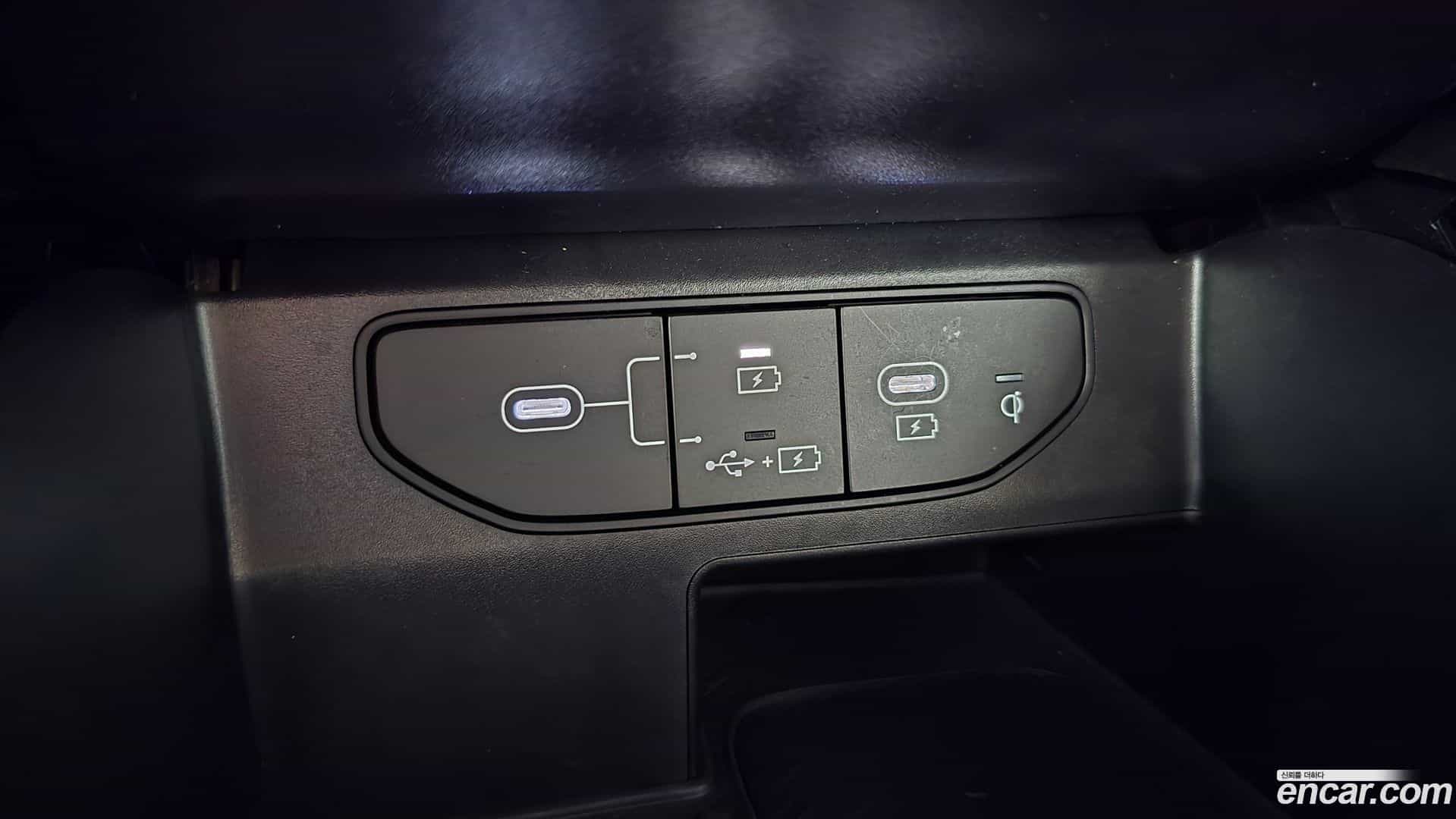 Sorento Kia 2023.10-OPTION-017
