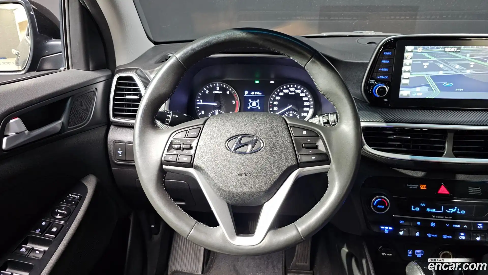 Tucson Hyundai 2019.6-OPTION-019