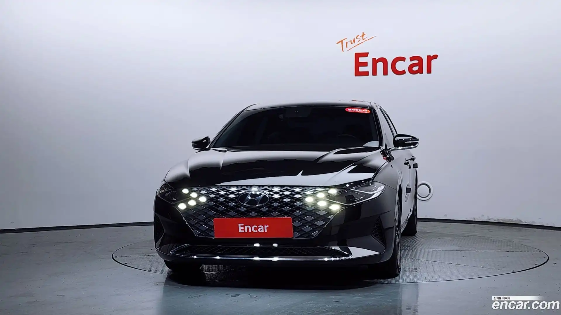 Grandeur Hyundai 2020.11-OUTER-003