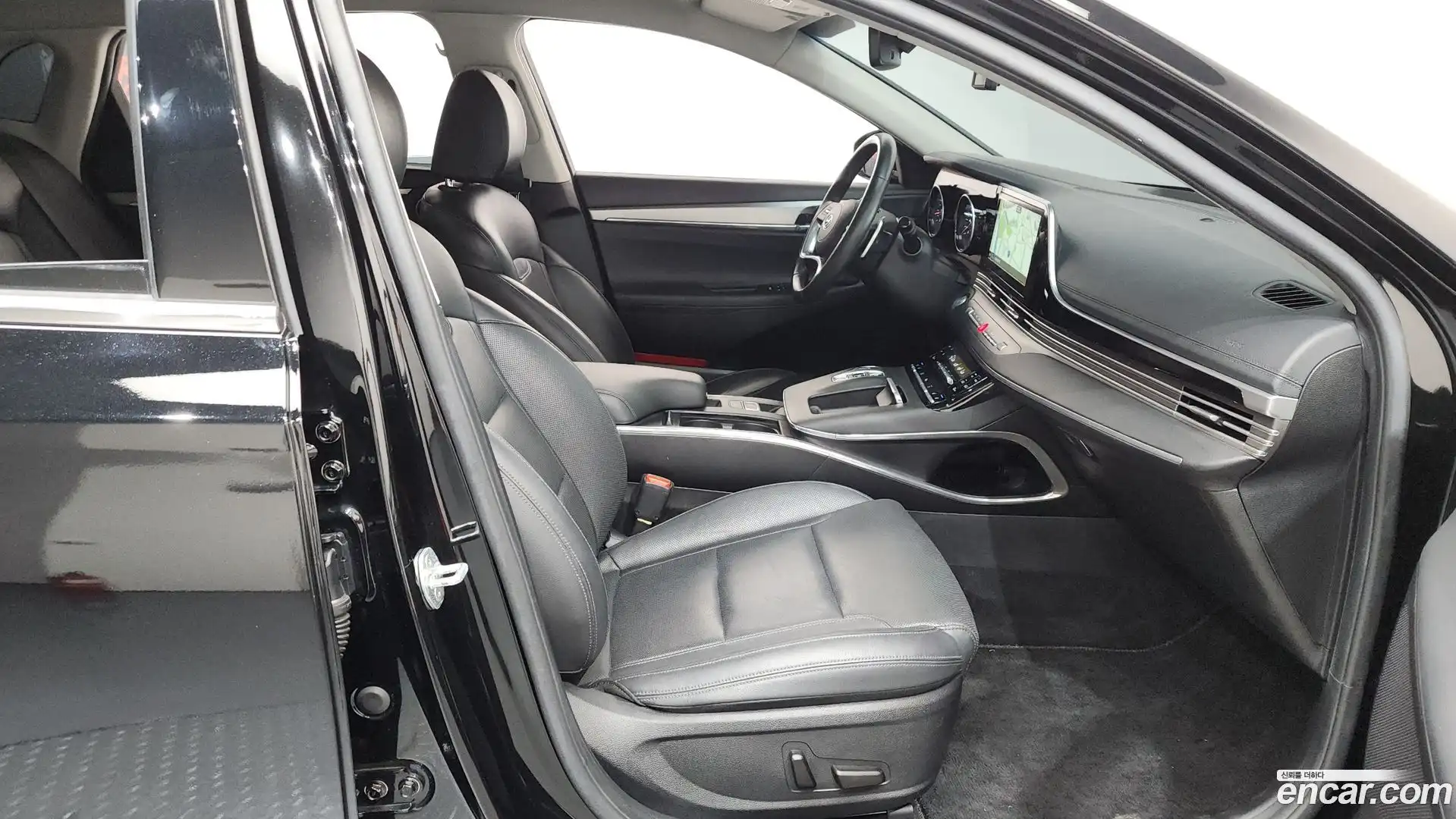 Grandeur Hyundai 2020.11-INNER-036