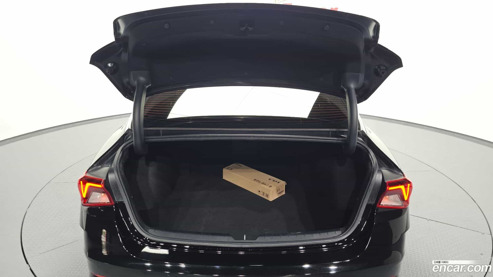 K5 Kia 2022.1-OPTION-050