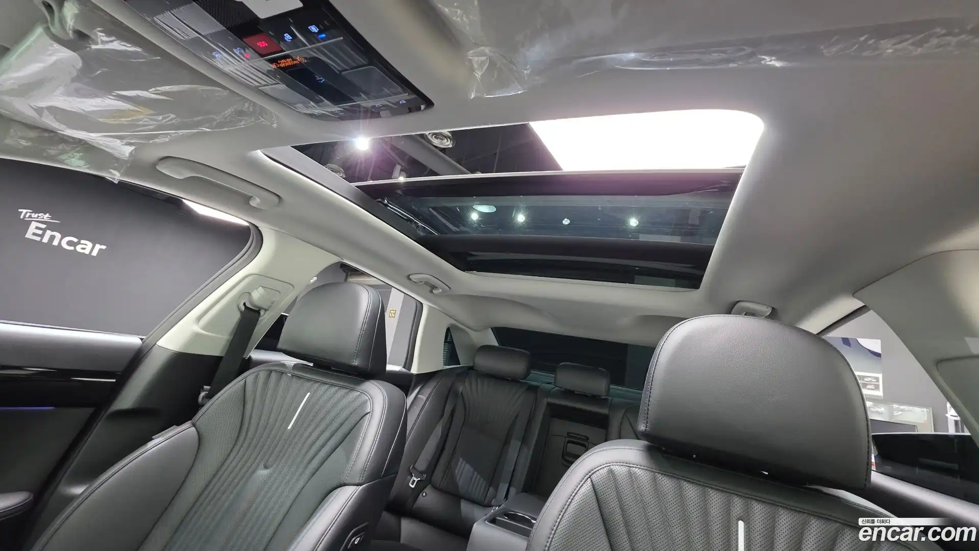 Grandeur Hyundai 2024.6-OPTION-015