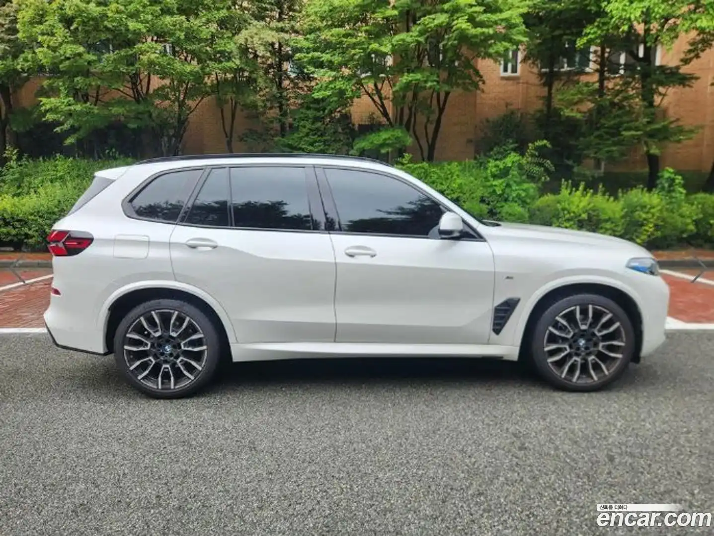 X5 BMW 2023.8-OUTER-003