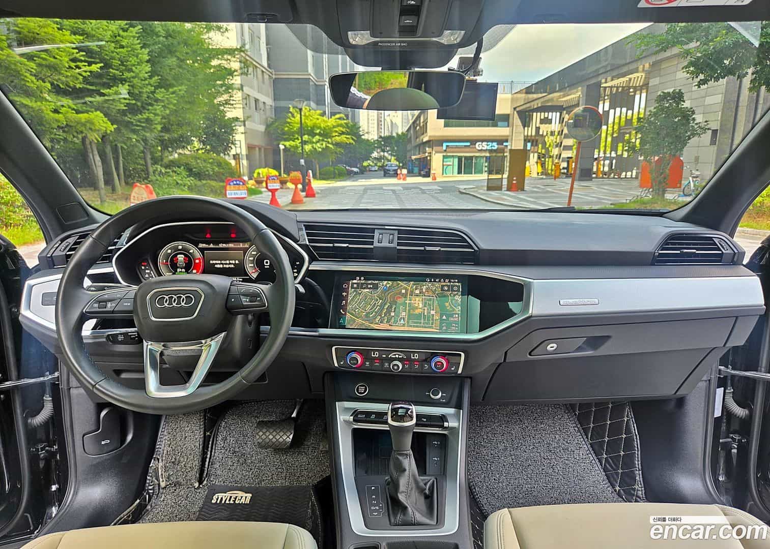 Q3 Audi 2022.5-INNER-009