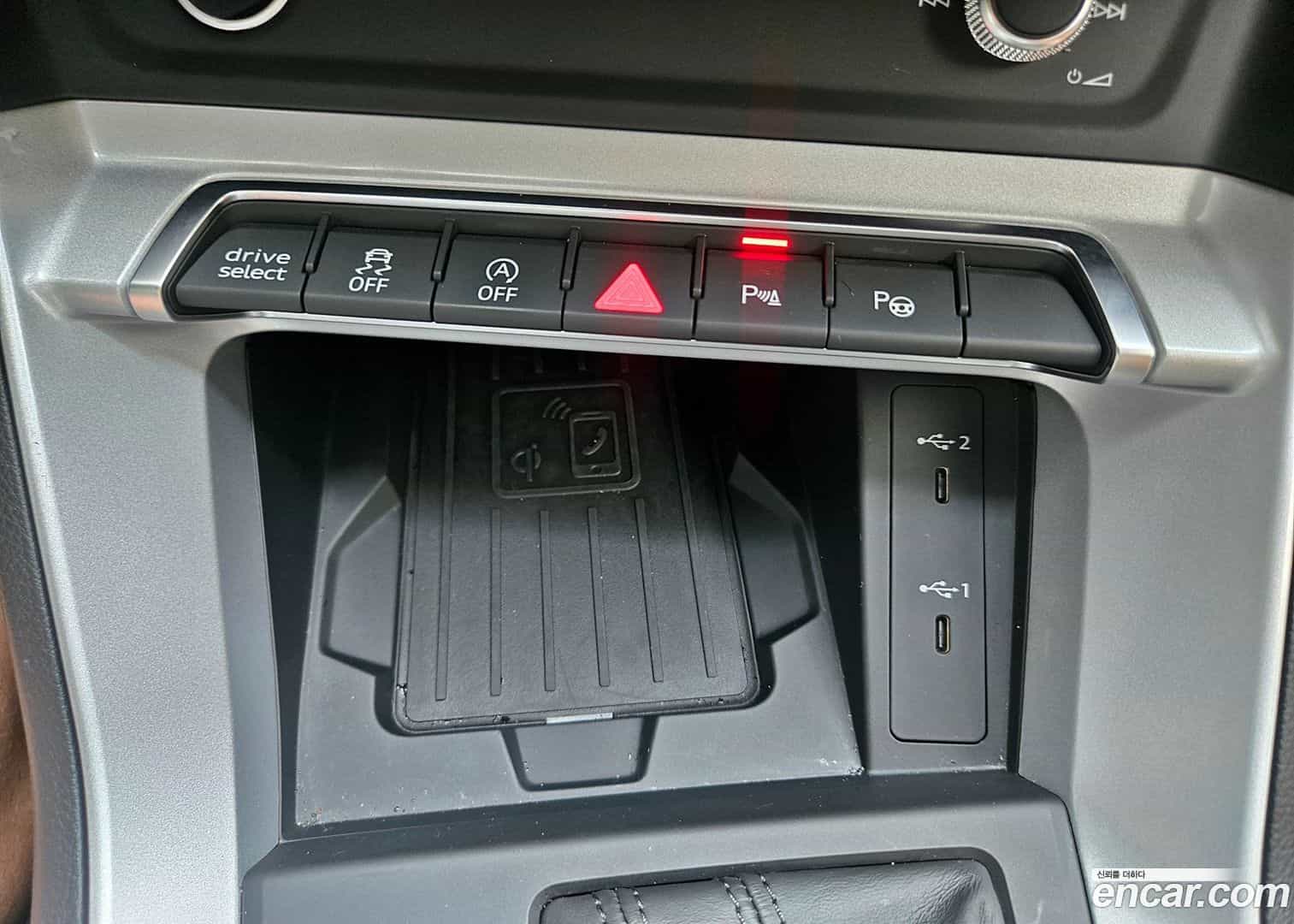 Q3 Audi 2022.5-OPTION-019