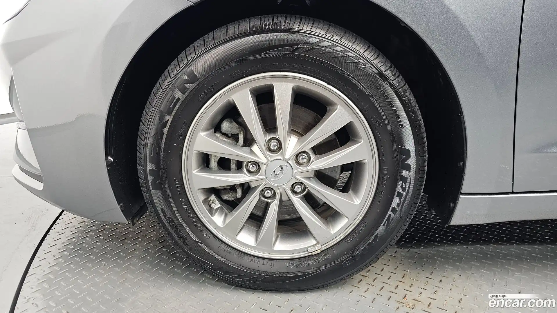 AVANTE Hyundai 2018.9-OUTER-005