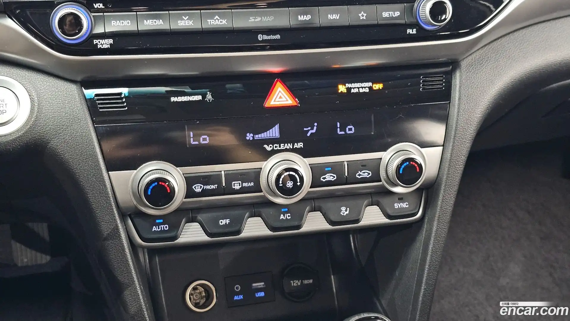 AVANTE Hyundai 2018.9-OPTION-023