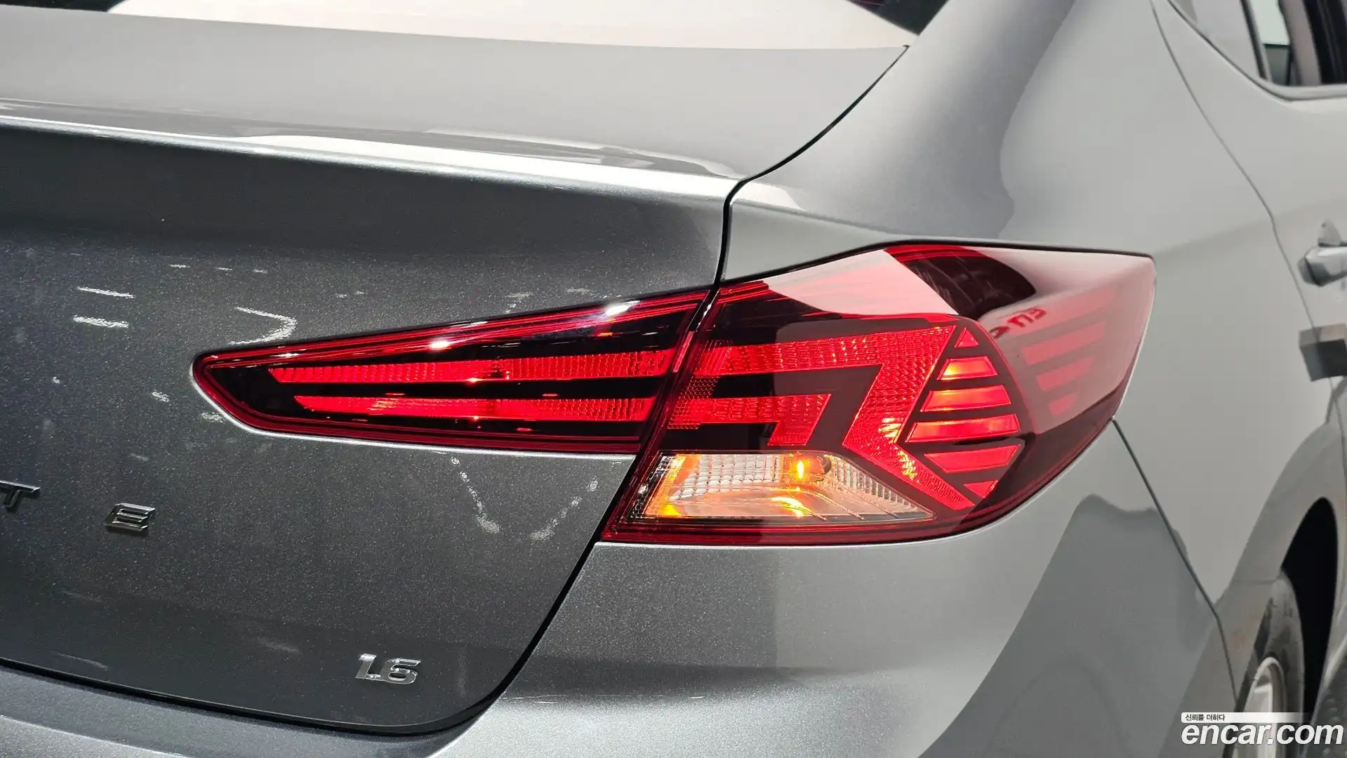 AVANTE Hyundai 2018.9-OUTER-033