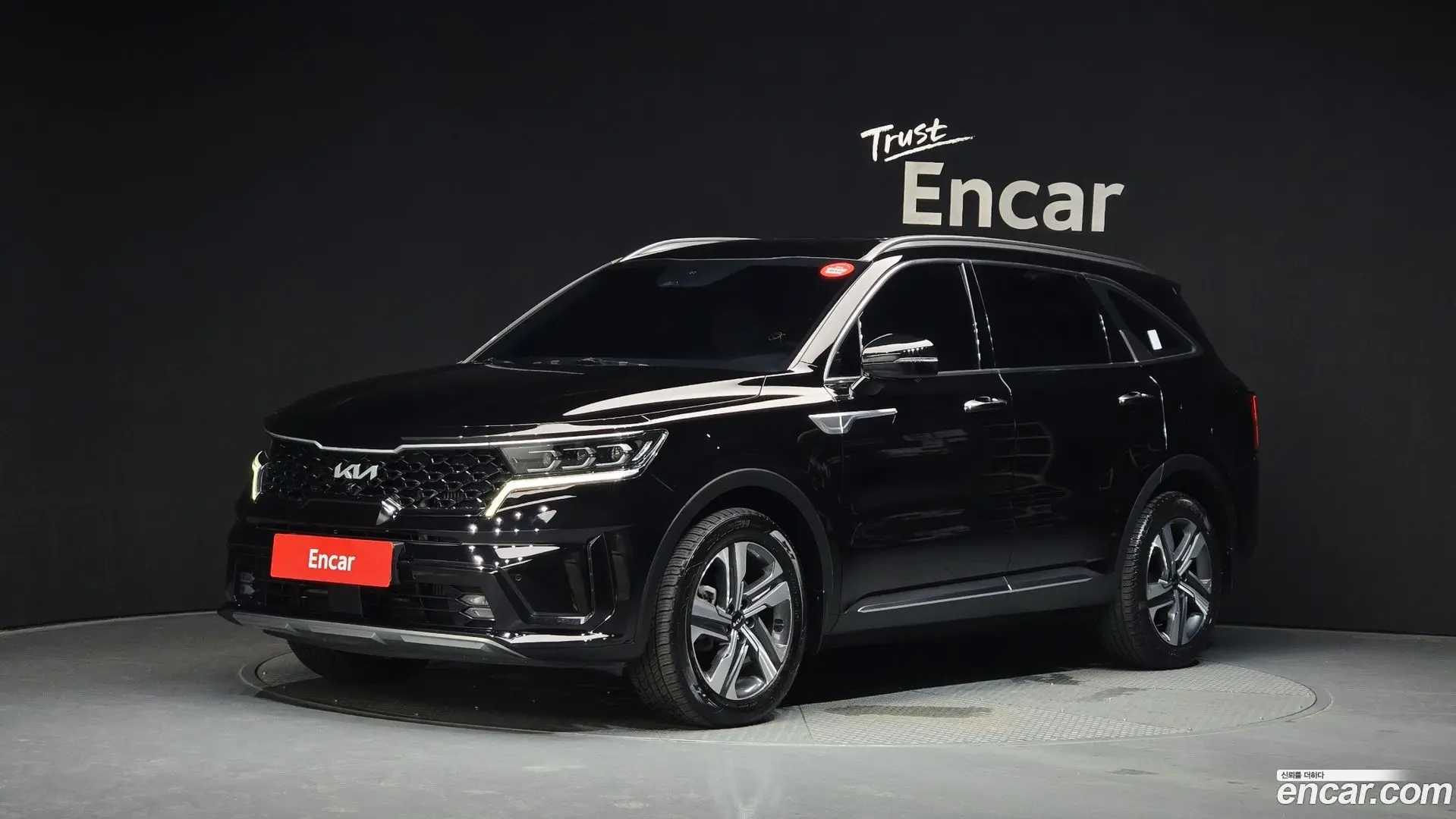 Main__Slider__Photo:Sorento Kia 2021.10-0