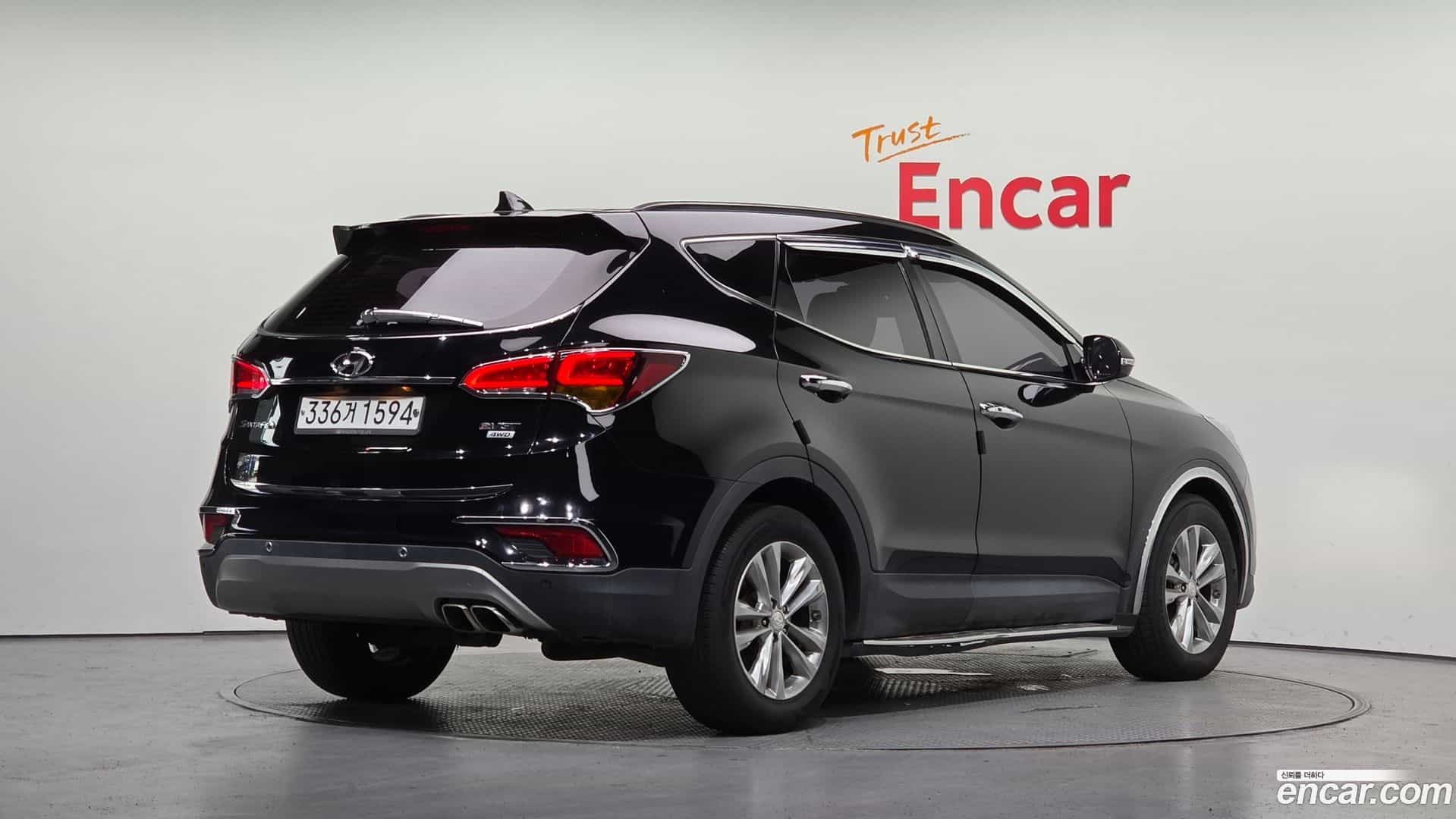 Santafe Hyundai 2016.3-OUTER-002